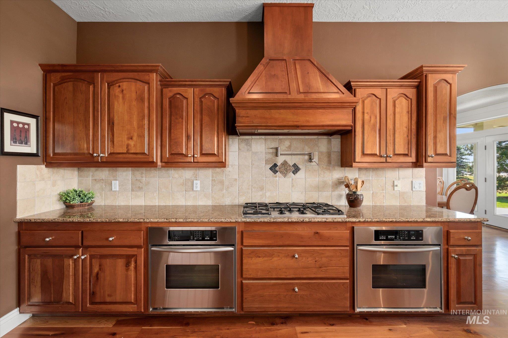 8585 W Rioja St, Star, Idaho 83669, 4 Bedrooms, 3.5 Bathrooms, Residential For Sale, Price $947,500, 98949468