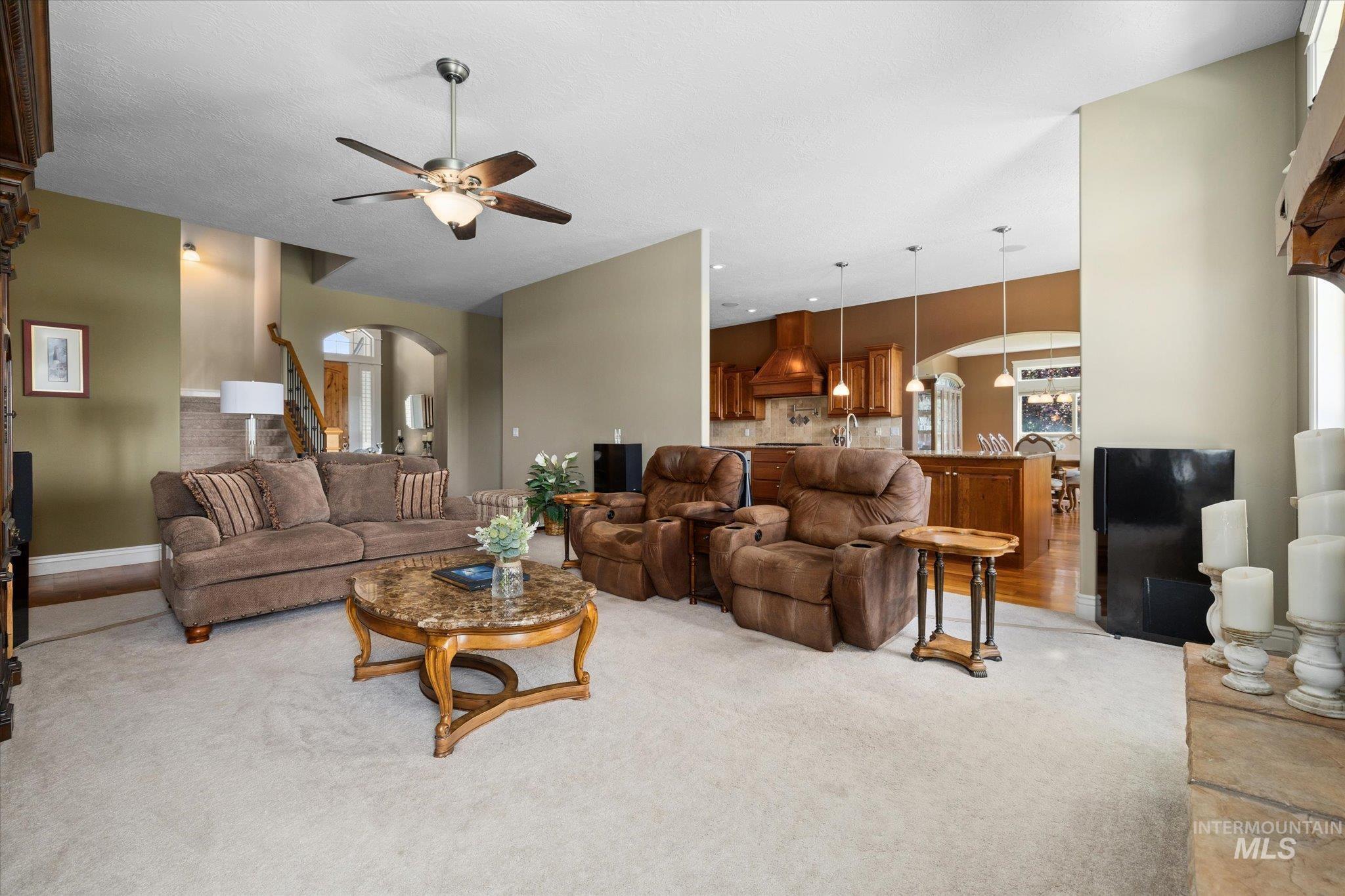 8585 W Rioja St, Star, Idaho 83669, 4 Bedrooms, 3.5 Bathrooms, Residential For Sale, Price $947,500, 98949468