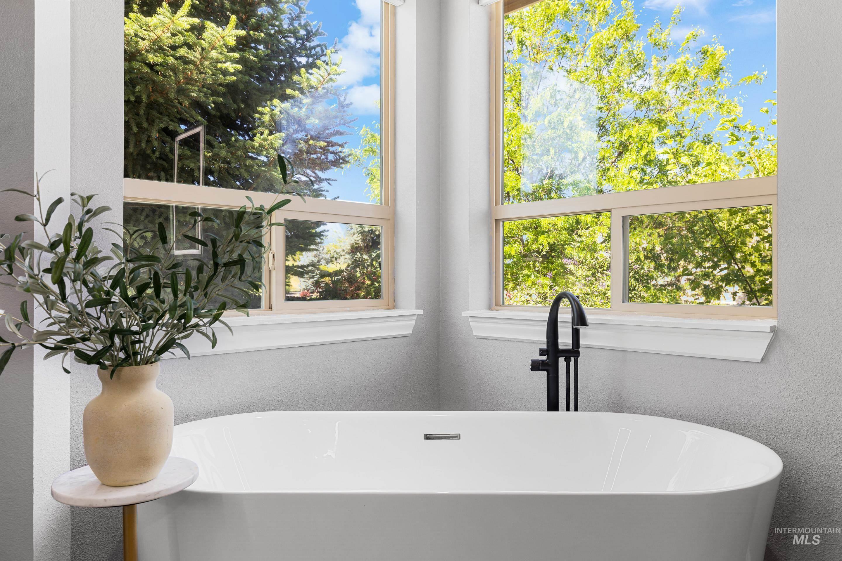 12258 Whitechapel Way, Nampa, Idaho 83686-8097, 3 Bedrooms, 3.5 Bathrooms, Residential For Sale, Price $775,000, 98949470