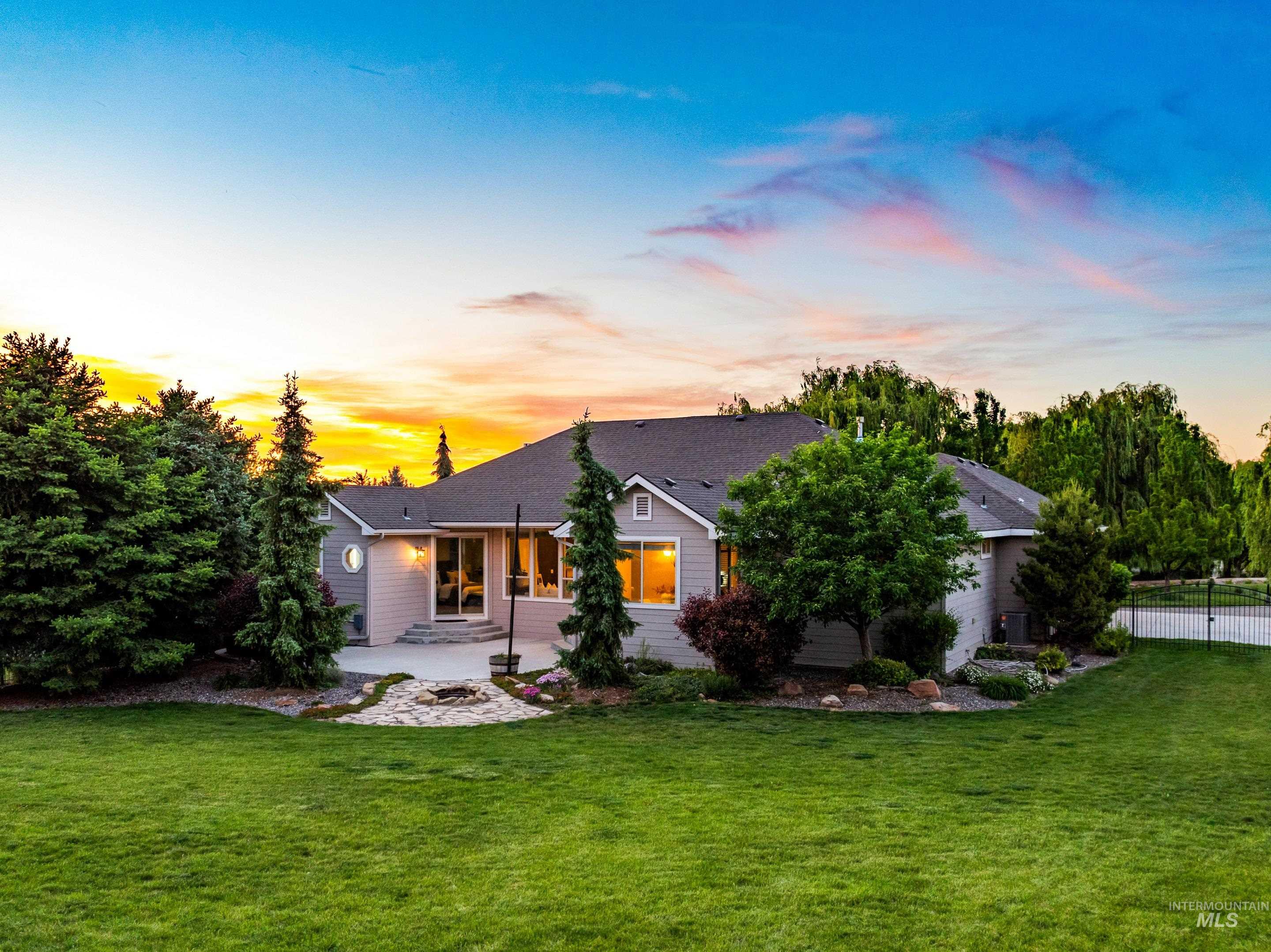 12258 Whitechapel Way, Nampa, Idaho 83686-8097, 3 Bedrooms, 3.5 Bathrooms, Residential For Sale, Price $775,000, 98949470