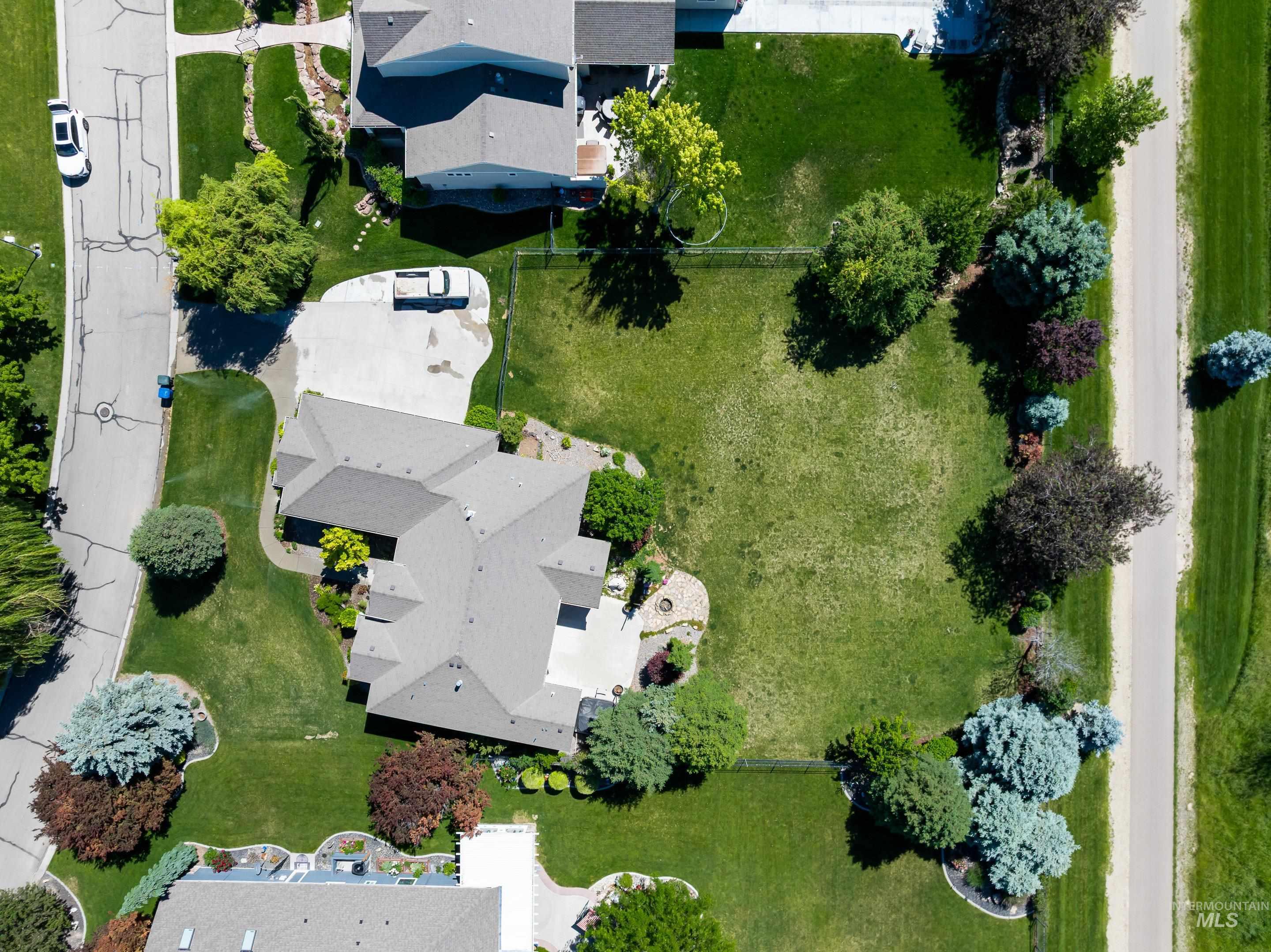 12258 Whitechapel Way, Nampa, Idaho 83686-8097, 3 Bedrooms, 3.5 Bathrooms, Residential For Sale, Price $775,000, 98949470