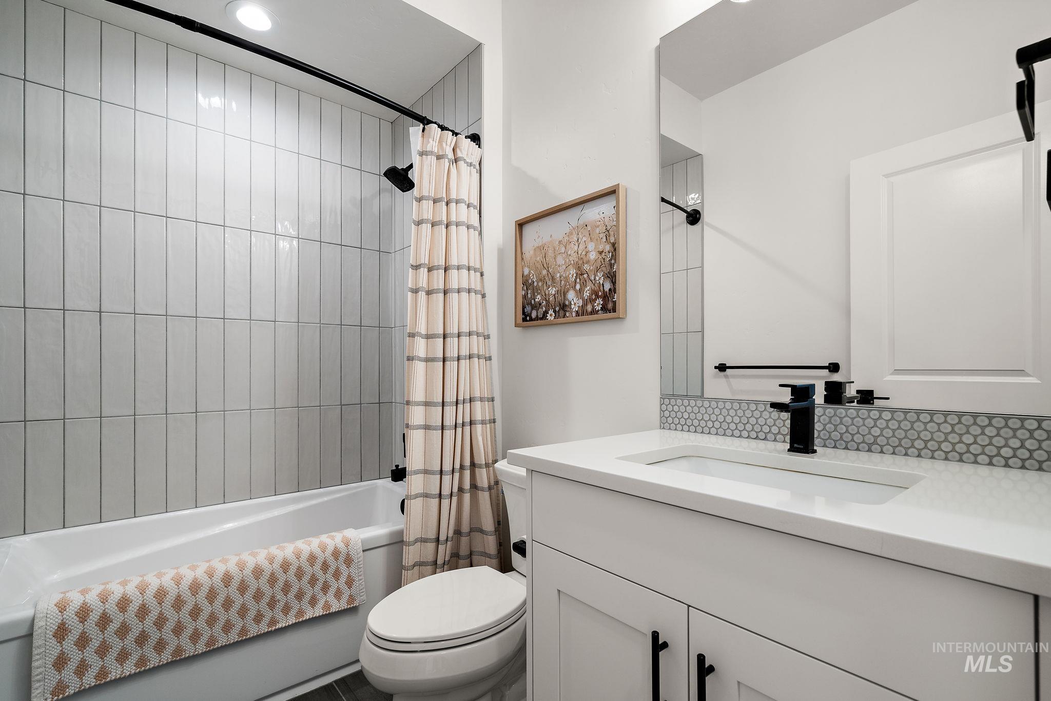 205 S Sunniva Ave, Kuna, Idaho 83634, 5 Bedrooms, 3 Bathrooms, Residential For Sale, Price $780,000, 98949473