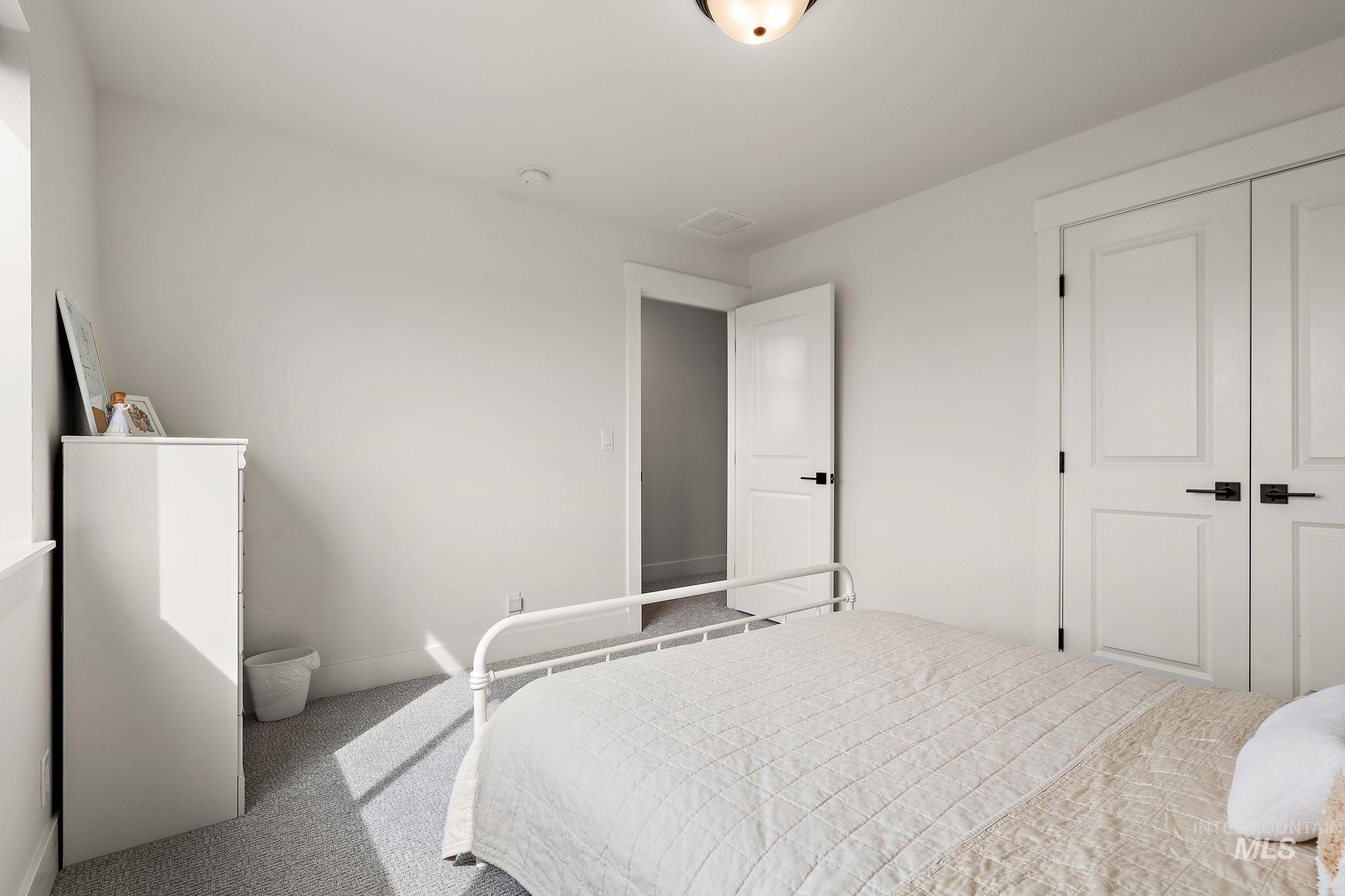 205 S Sunniva Ave, Kuna, Idaho 83634, 5 Bedrooms, 3 Bathrooms, Residential For Sale, Price $780,000, 98949473