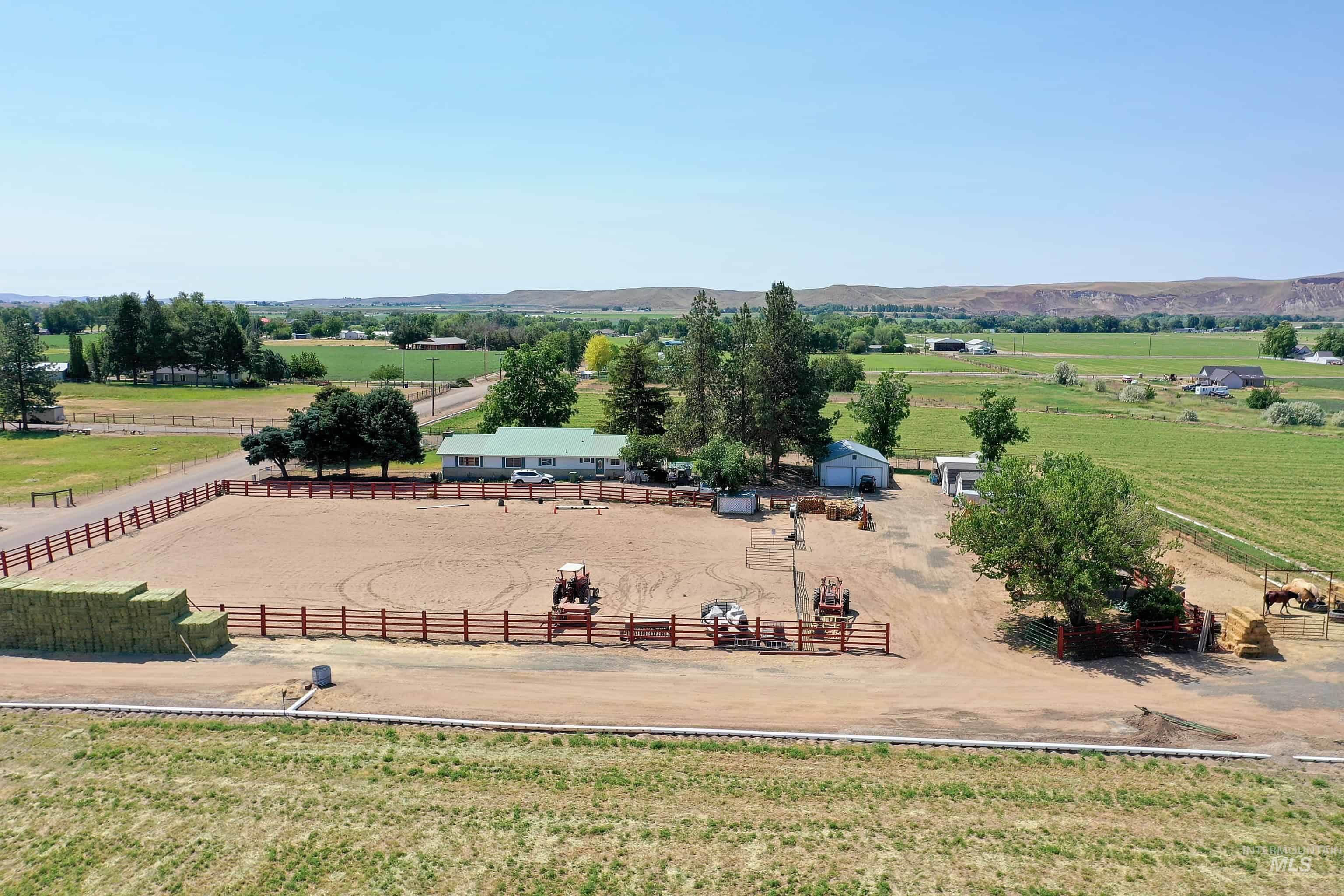 733 Pringle Rd., Weiser, Idaho 83672-5129, 3 Bedrooms, 2 Bathrooms, Residential For Sale, Price $1,200,000, 98949487