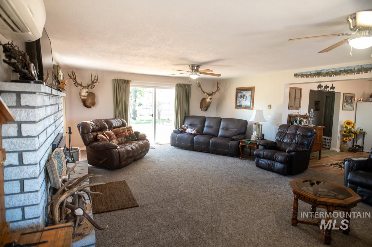 733 Pringle Rd., Weiser, Idaho 83672-5129, 3 Bedrooms, 2 Bathrooms, Residential For Sale, Price $1,200,000, 98949487