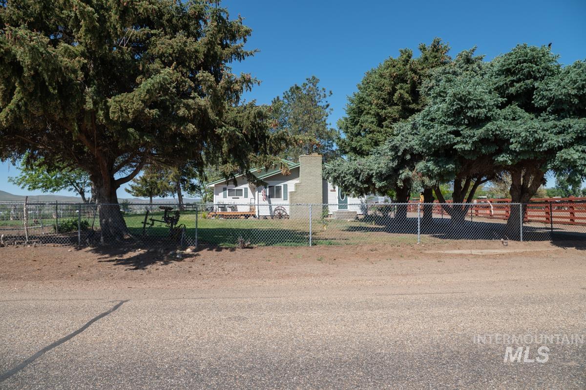 733 Pringle Rd., Weiser, Idaho 83672-5129, 3 Bedrooms, 2 Bathrooms, Residential For Sale, Price $1,200,000, 98949487