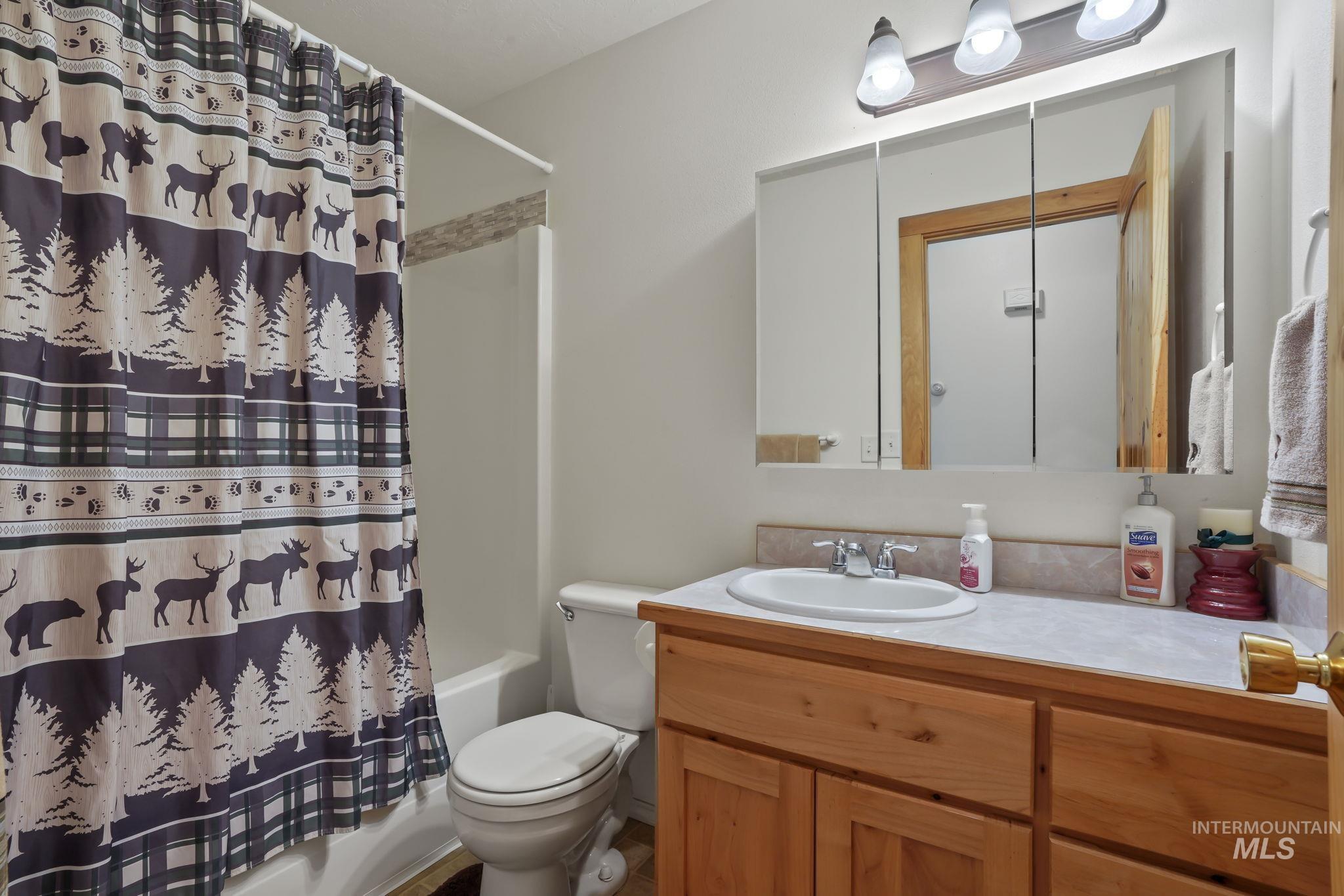 1829 Hidden Canyon Rd., Council, Idaho 83612-0000, 3 Bedrooms, 2 Bathrooms, Residential For Sale, Price $999,999, 98949488