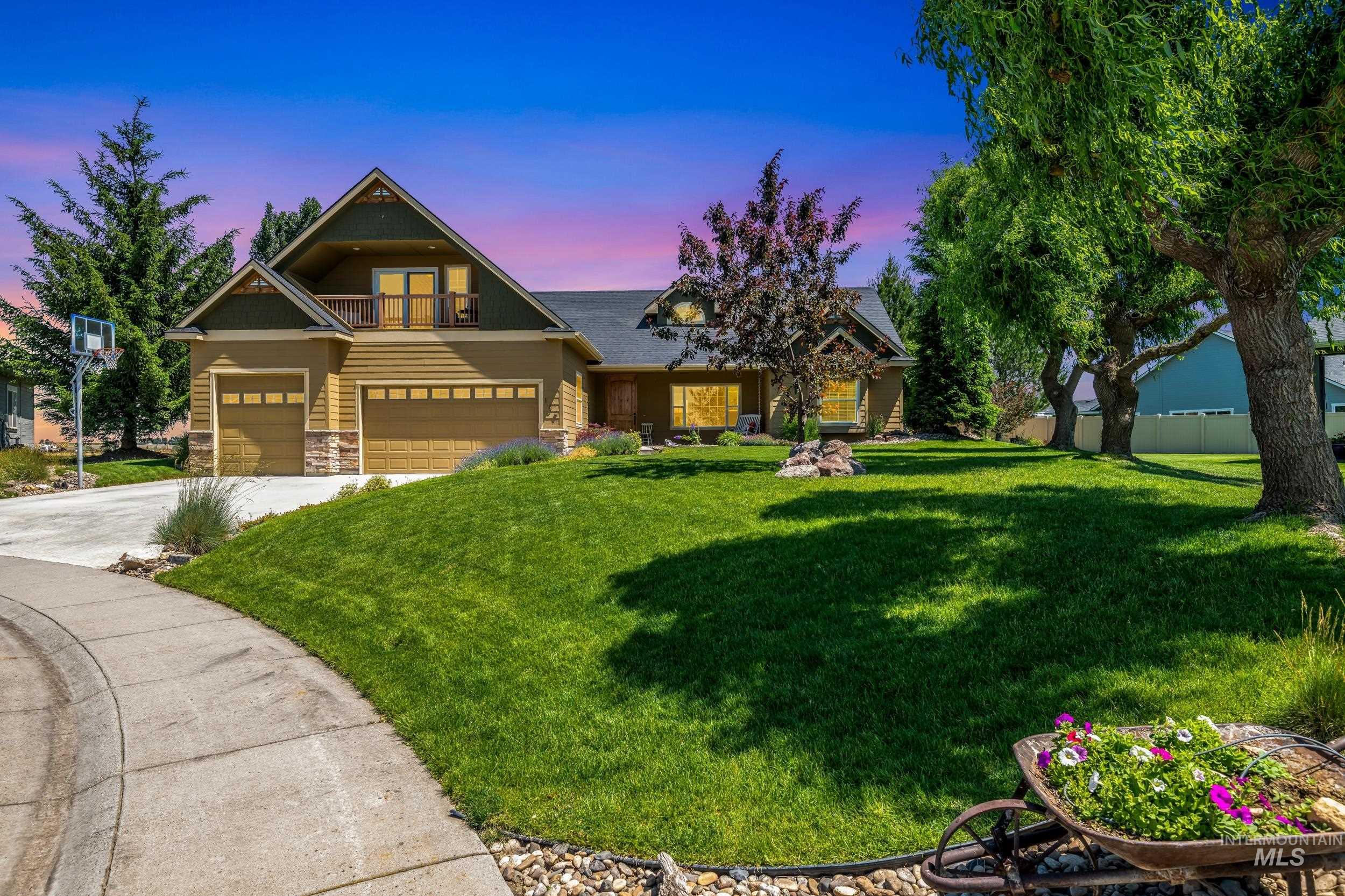 109 Willow Ct, Parma, Idaho 83660, 4 Bedrooms, 3 Bathrooms, Residential For Sale, Price $655,000, 98949490