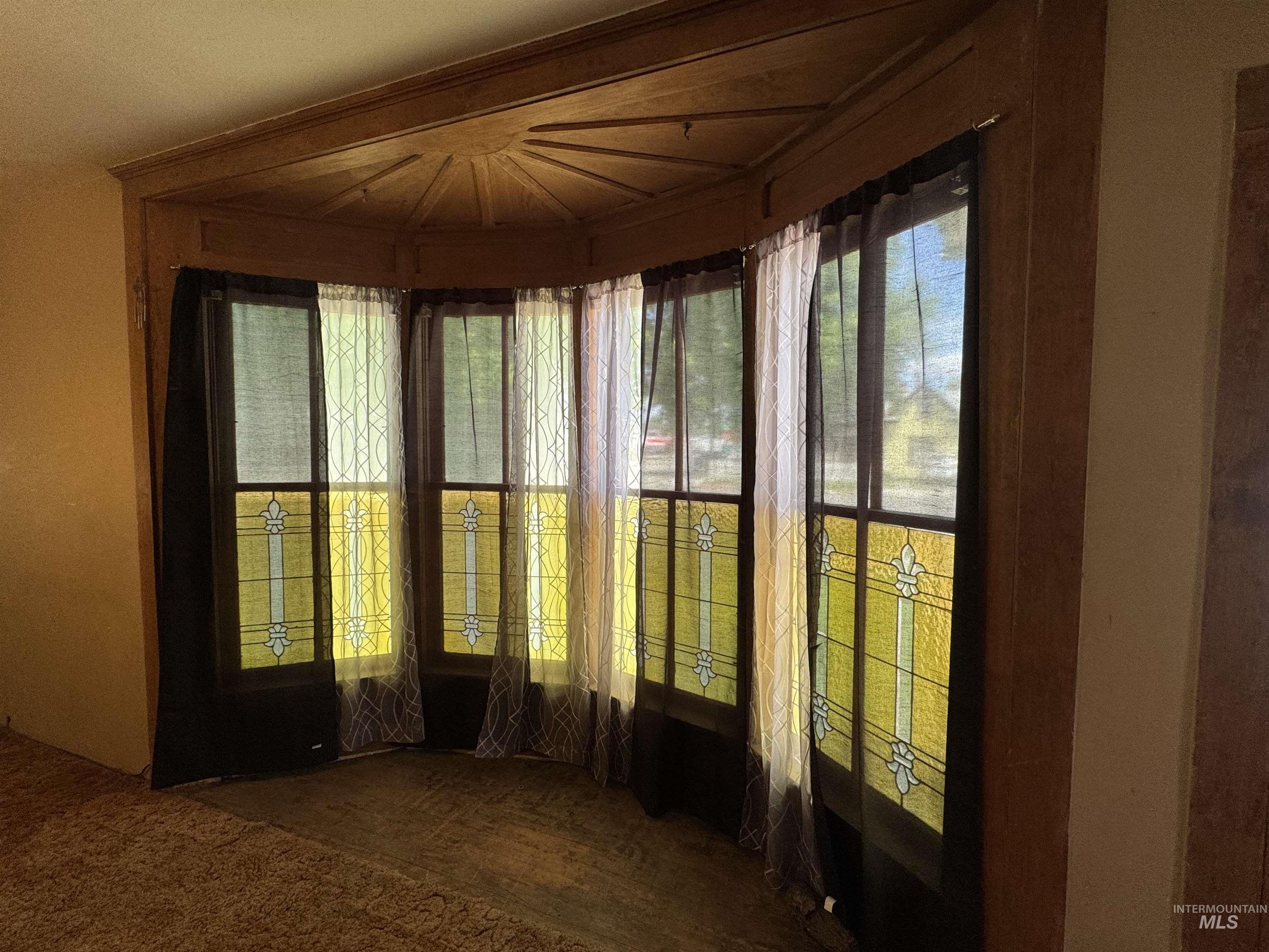 104 E B Street, Shoshone, Idaho 83352, 2 Bedrooms, 1 Bathroom, Residential For Sale, Price $209,000, 98949528