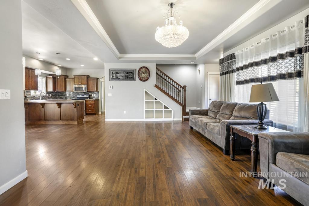 1171 Glen Brook Road, Twin Falls, Idaho 83301, 4 Bedrooms, 2.5 Bathrooms, Residential For Sale, Price $426,000, 98949563