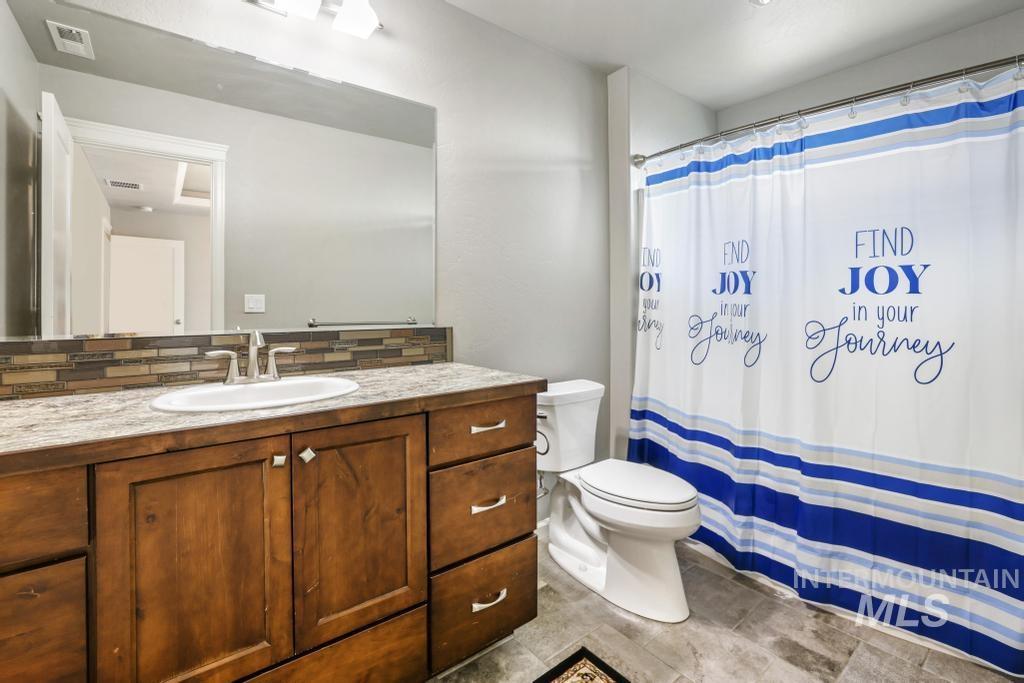 1171 Glen Brook Road, Twin Falls, Idaho 83301, 4 Bedrooms, 2.5 Bathrooms, Residential For Sale, Price $426,000, 98949563