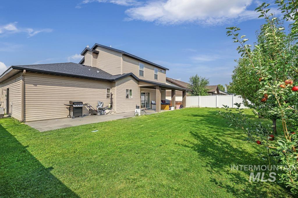 1171 Glen Brook Road, Twin Falls, Idaho 83301, 4 Bedrooms, 2.5 Bathrooms, Residential For Sale, Price $426,000, 98949563