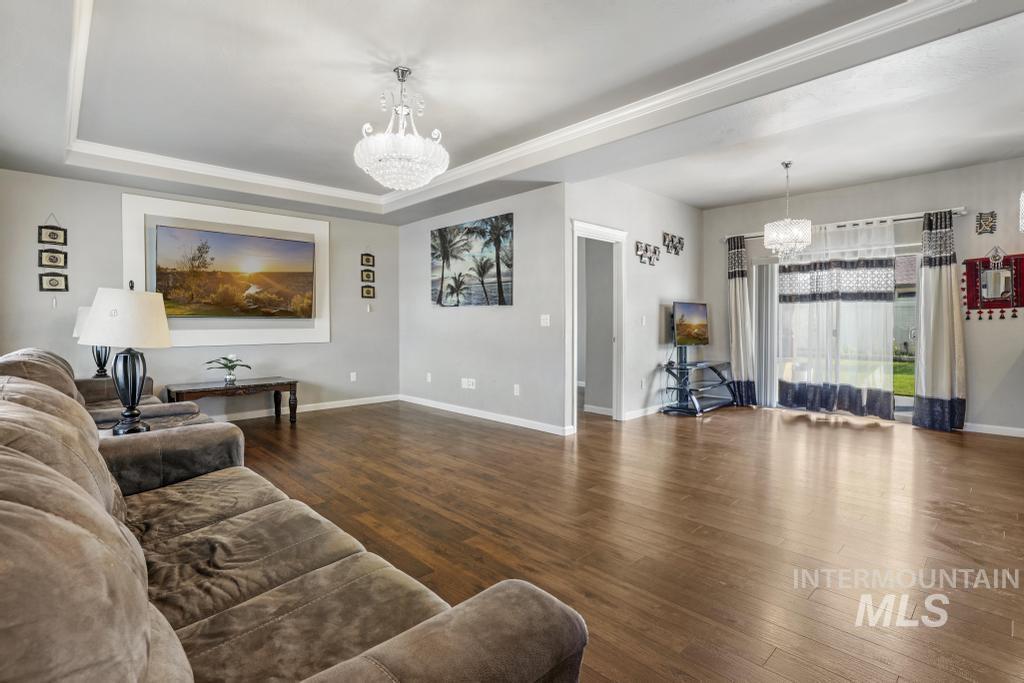 1171 Glen Brook Road, Twin Falls, Idaho 83301, 4 Bedrooms, 2.5 Bathrooms, Residential For Sale, Price $426,000, 98949563