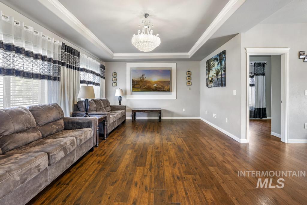 1171 Glen Brook Road, Twin Falls, Idaho 83301, 4 Bedrooms, 2.5 Bathrooms, Residential For Sale, Price $426,000, 98949563