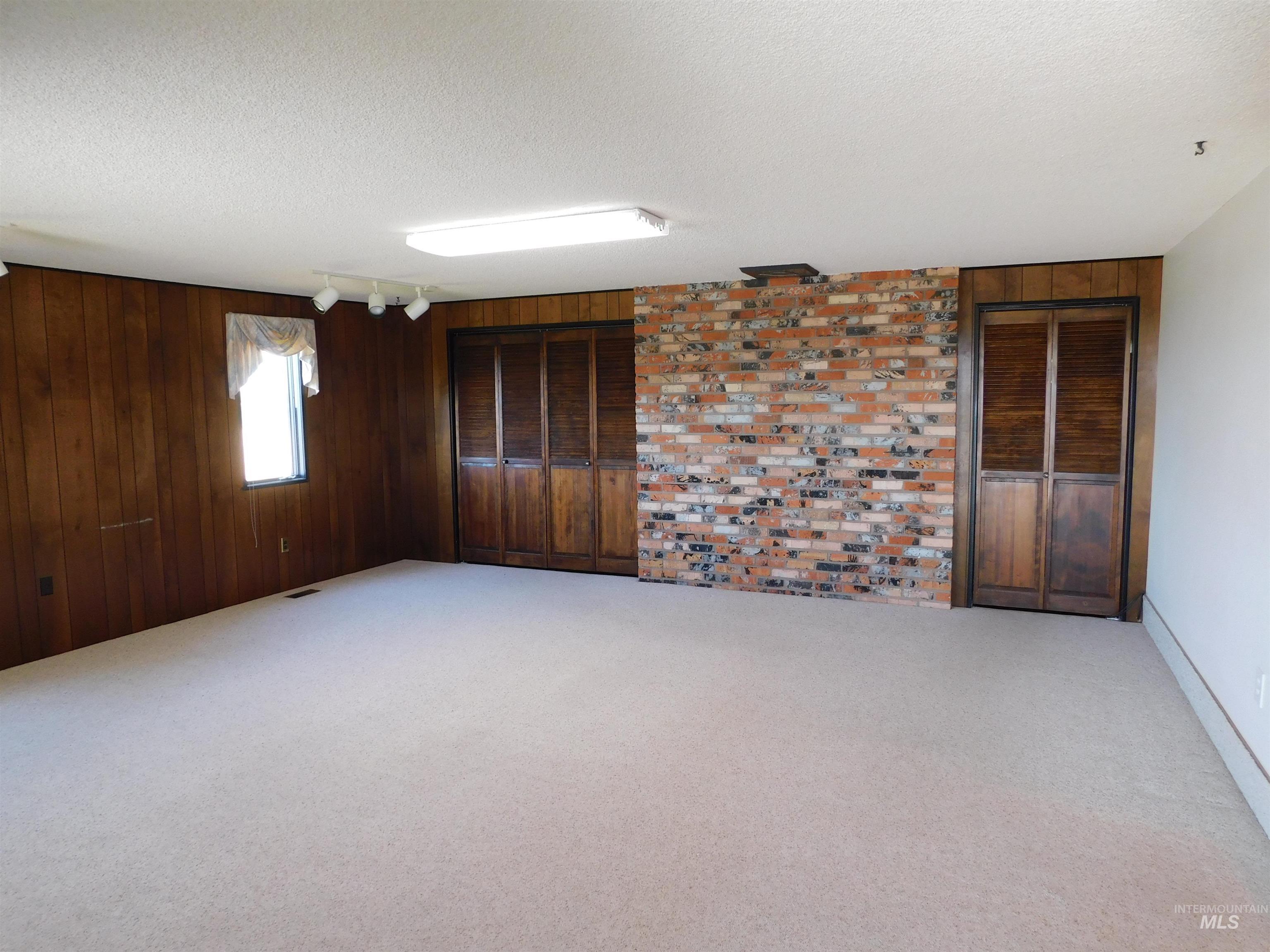 24405 Red Top, Wilder, Idaho 83676, 2 Bedrooms, 1.5 Bathrooms, Farm & Ranch For Sale, Price $2,300,000, 98949565