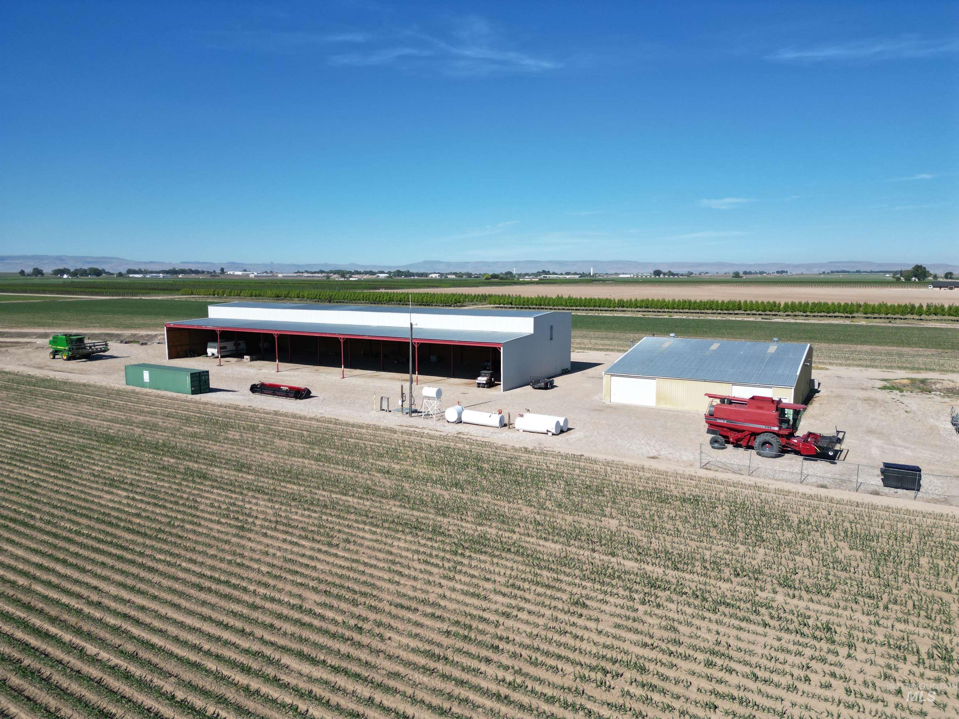 24405 Red Top, Wilder, Idaho 83676, 2 Bedrooms, 1.5 Bathrooms, Farm & Ranch For Sale, Price $2,300,000, 98949565