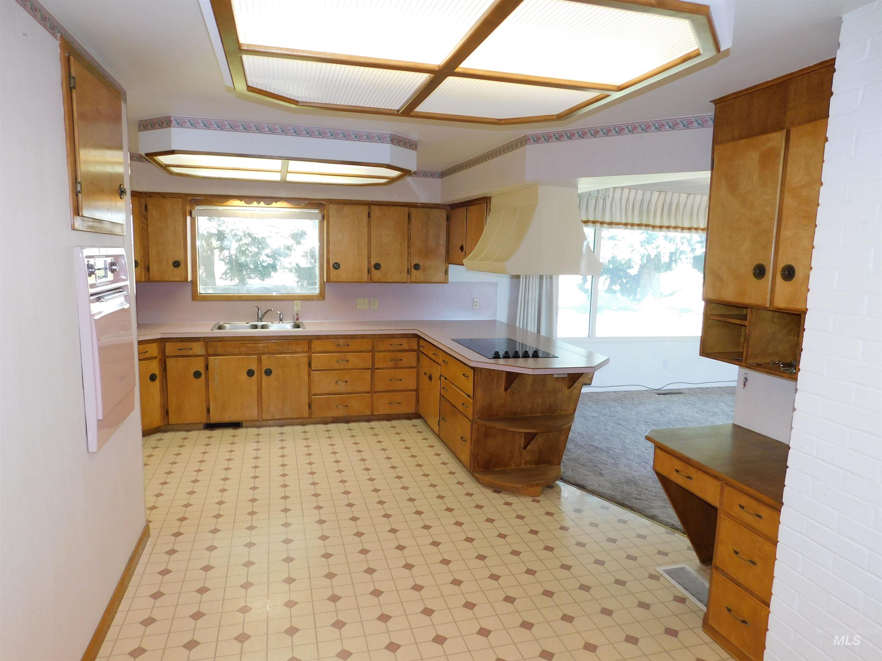 24405 Red Top, Wilder, Idaho 83676, 2 Bedrooms, 1.5 Bathrooms, Farm & Ranch For Sale, Price $2,300,000, 98949565