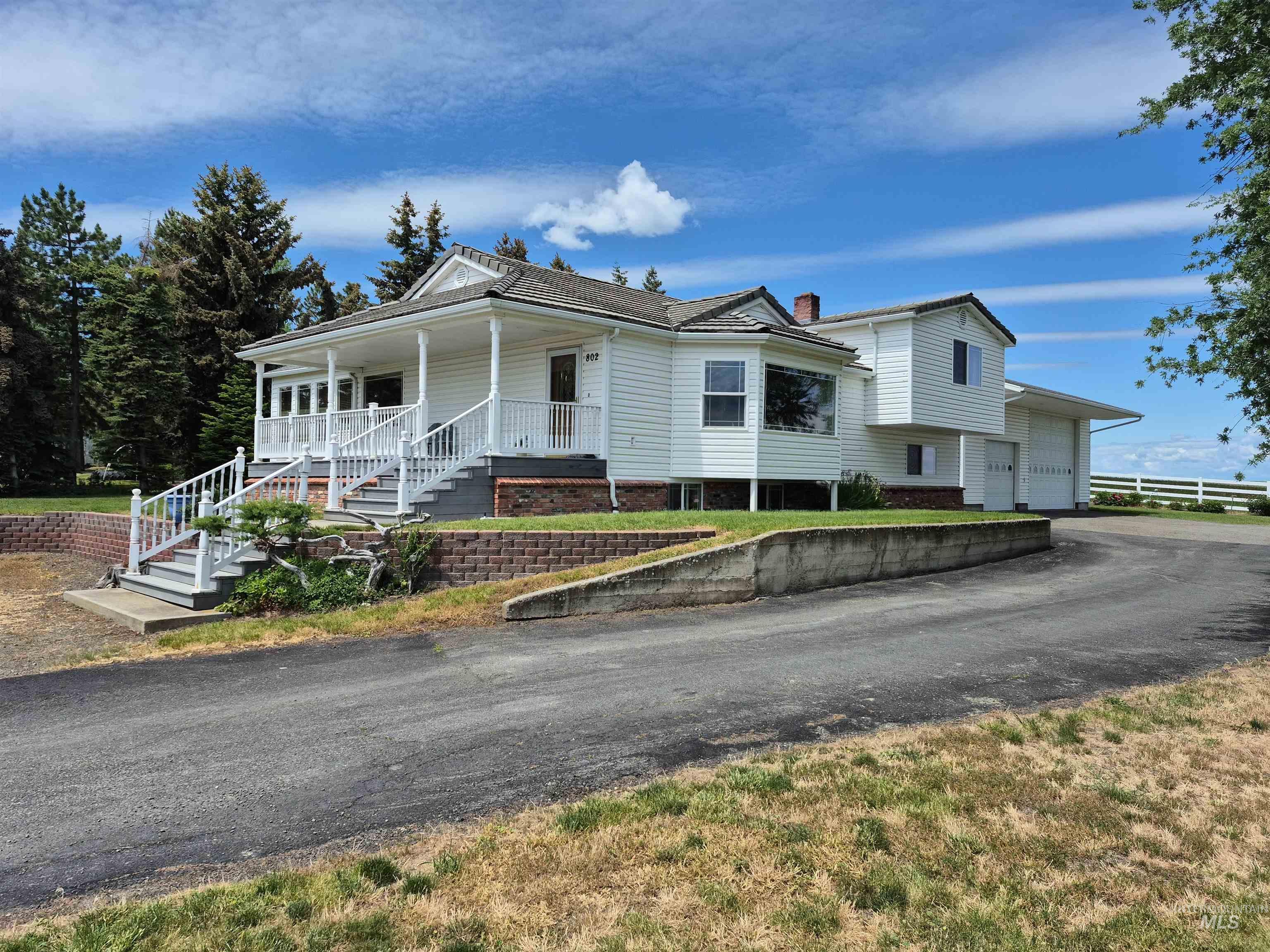 802 FOSTER AVE, CottonWood, Idaho 83522, 5 Bedrooms, 4 Bathrooms, Residential For Sale, Price $599,000, 98949576