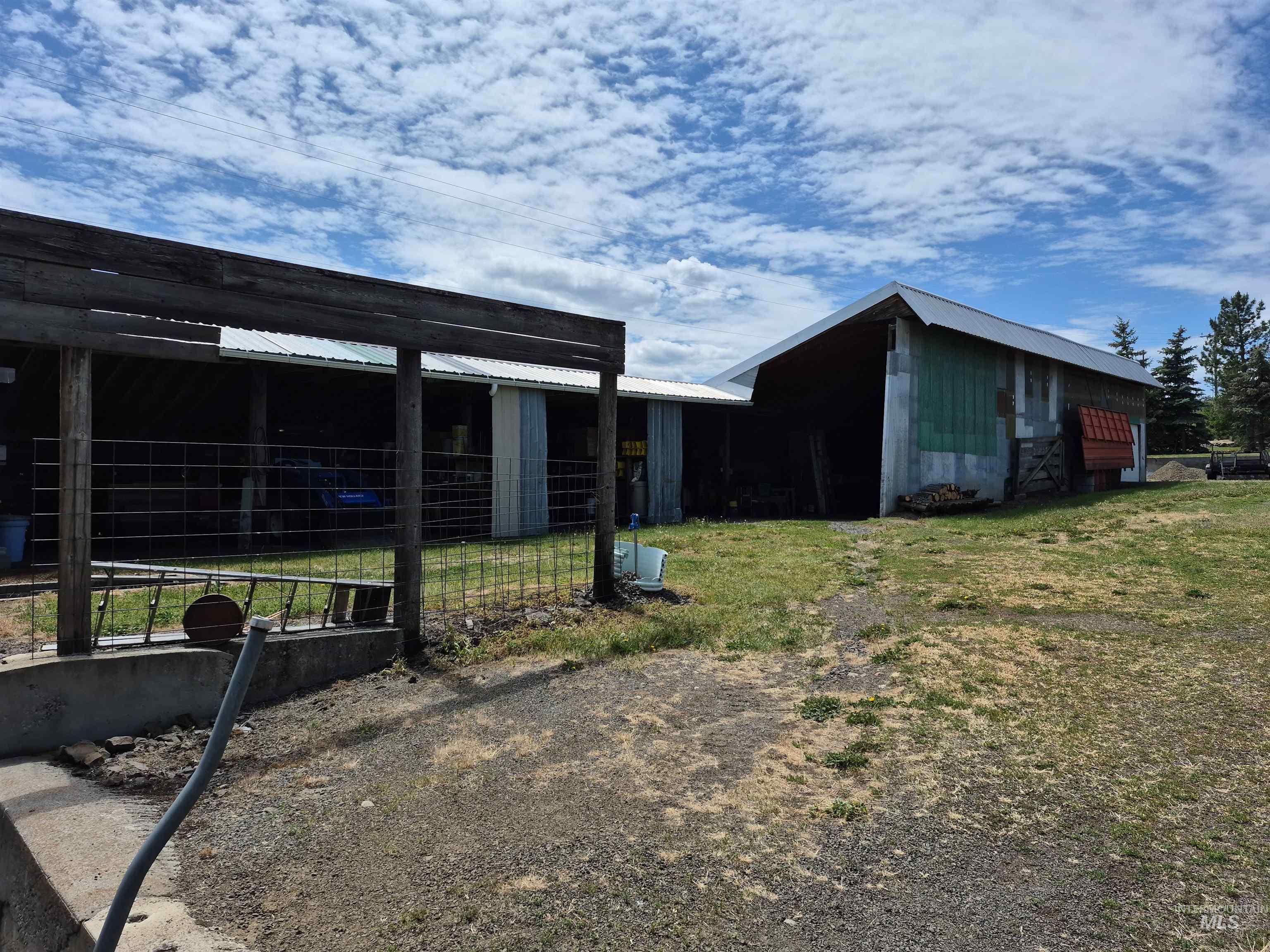 802 FOSTER AVE, CottonWood, Idaho 83522, 5 Bedrooms, 4 Bathrooms, Residential For Sale, Price $599,000, 98949576