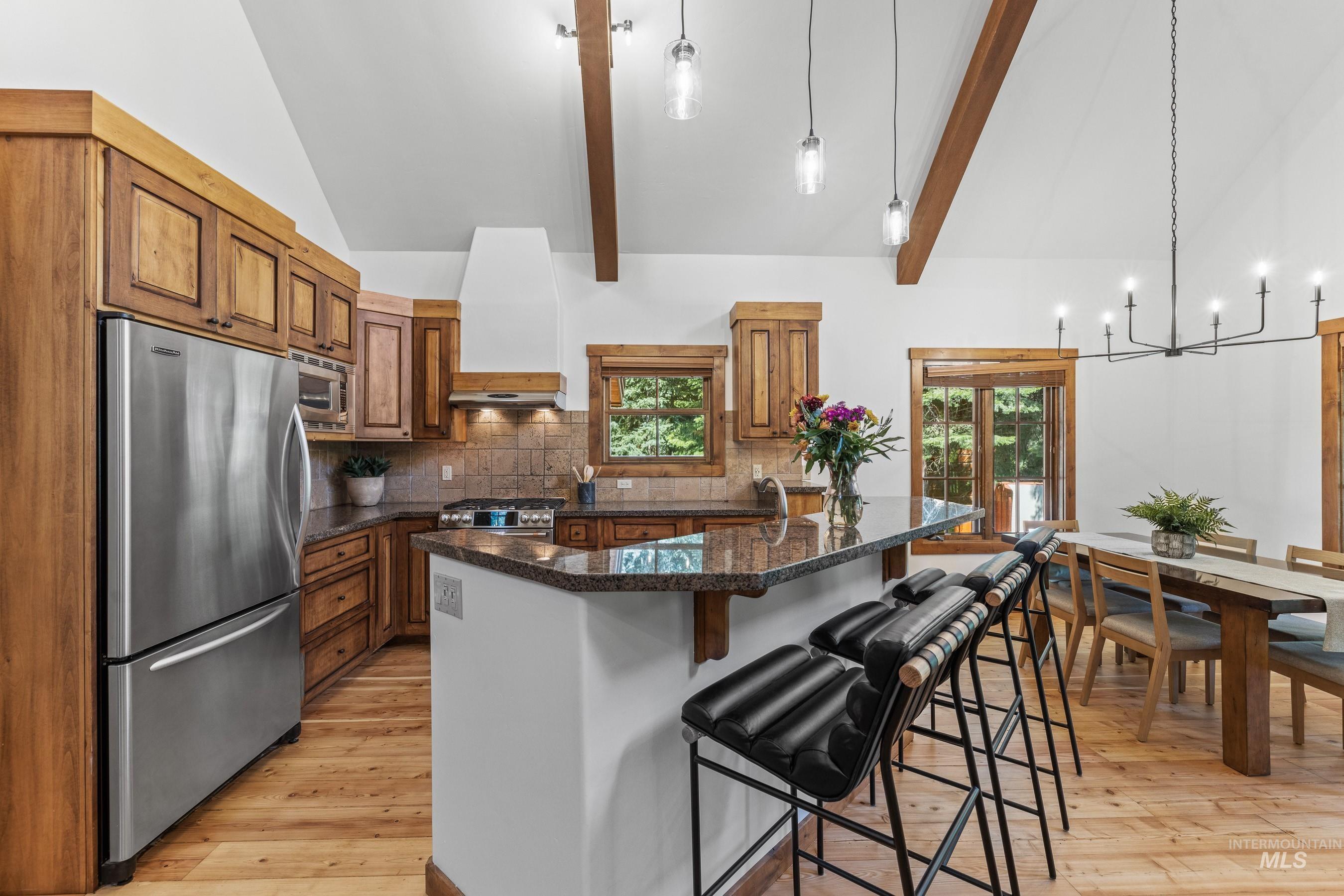 131 Twin Creeks Court, Donnelly, Idaho 83615, 3 Bedrooms, 3 Bathrooms, Residential For Sale, Price $1,695,000, 98949593