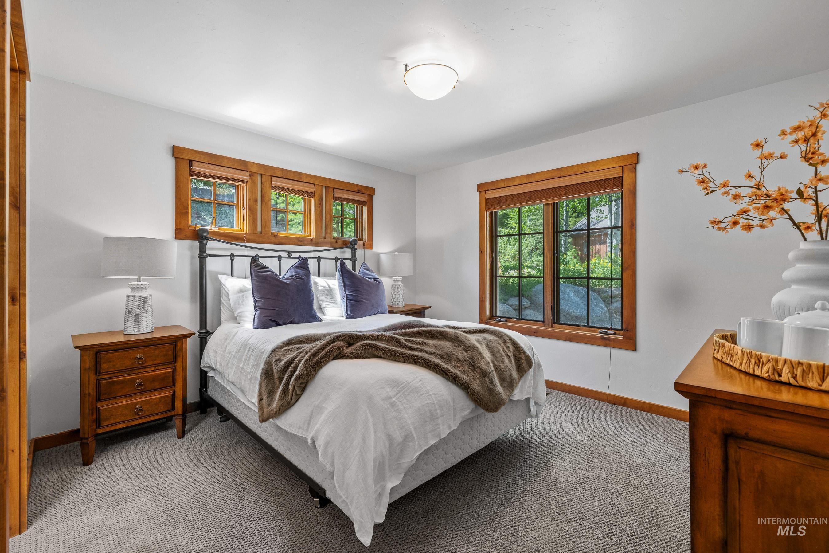 131 Twin Creeks Court, Donnelly, Idaho 83615, 3 Bedrooms, 3 Bathrooms, Residential For Sale, Price $1,695,000, 98949593