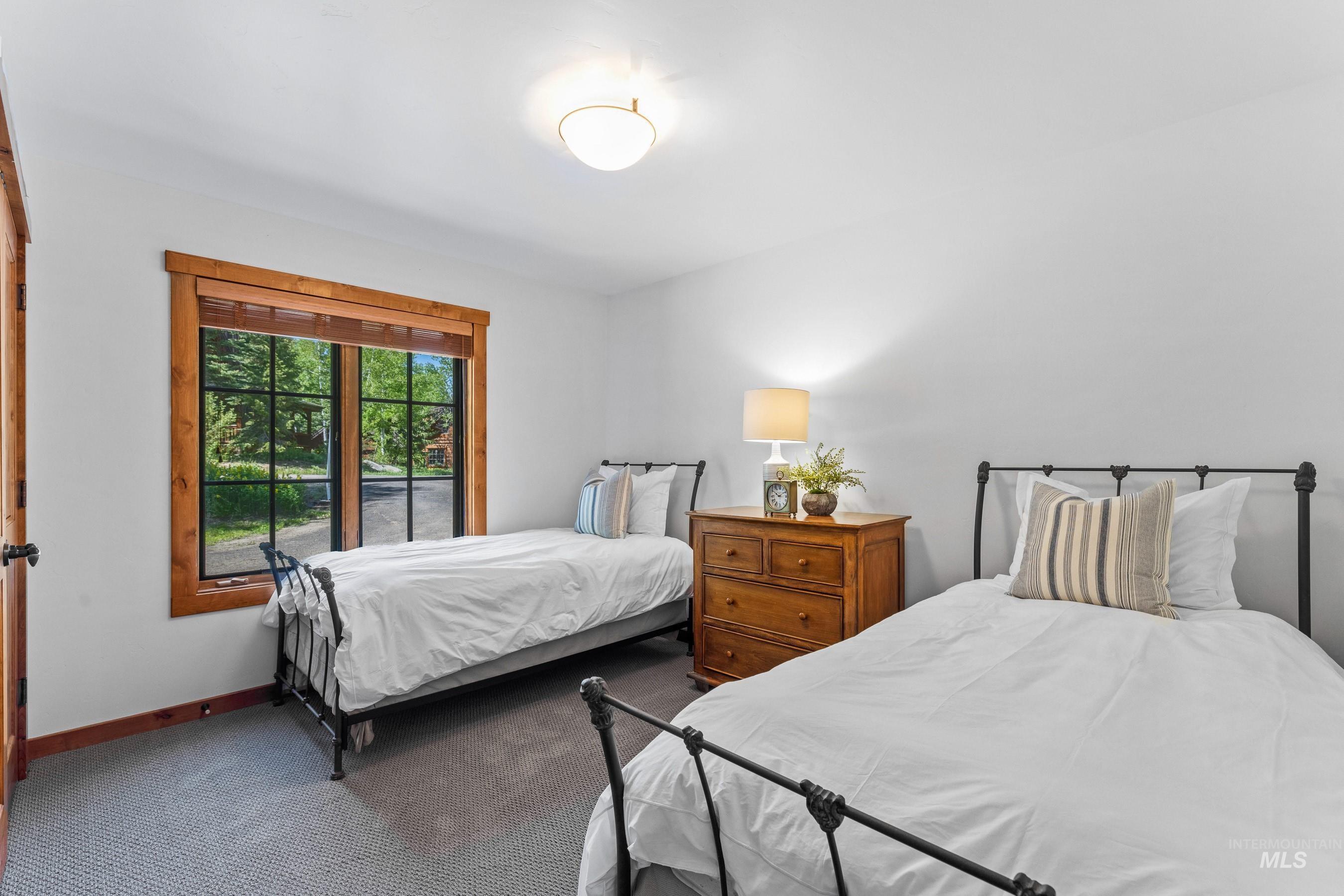 131 Twin Creeks Court, Donnelly, Idaho 83615, 3 Bedrooms, 3 Bathrooms, Residential For Sale, Price $1,695,000, 98949593