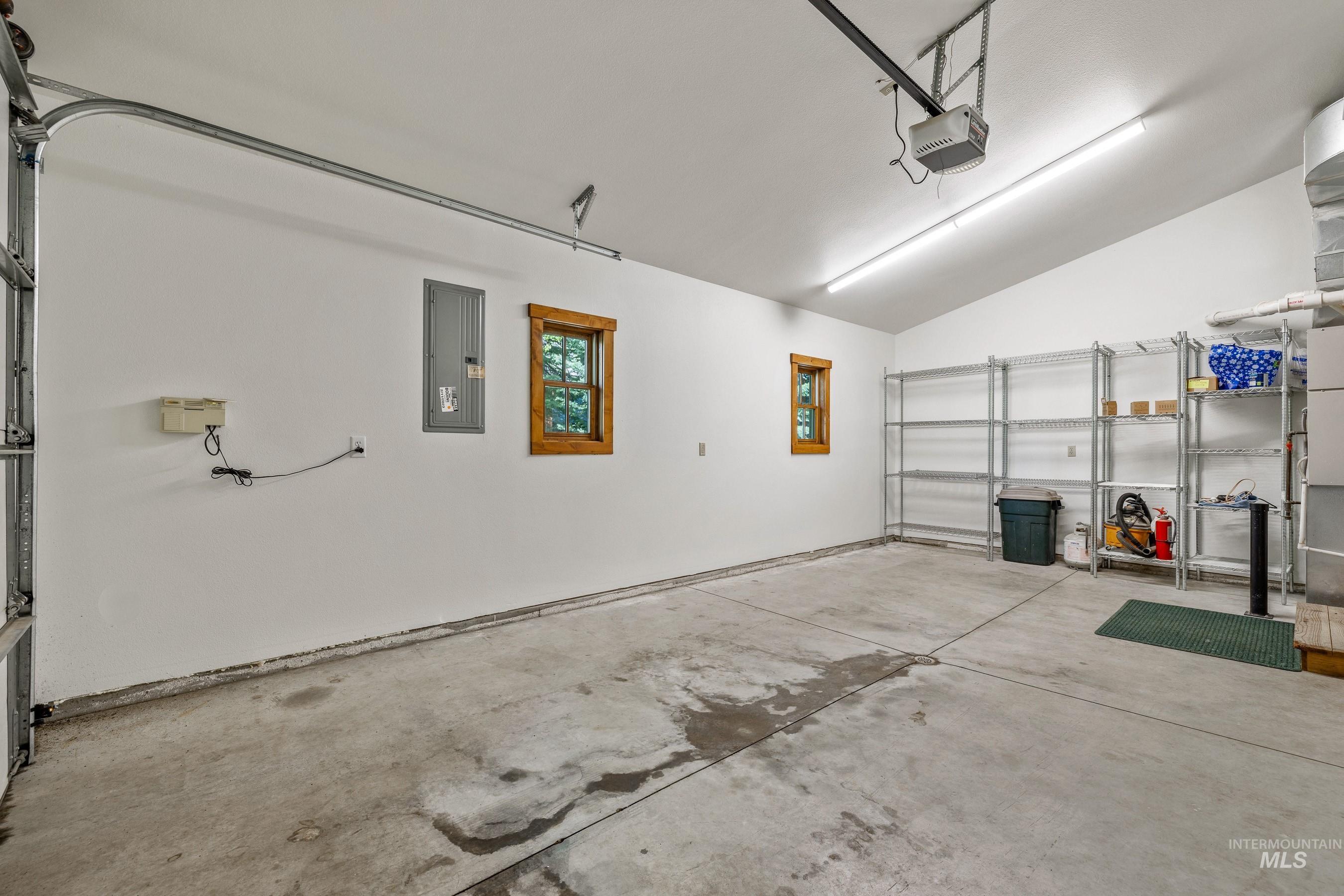 131 Twin Creeks Court, Donnelly, Idaho 83615, 3 Bedrooms, 3 Bathrooms, Residential For Sale, Price $1,695,000, 98949593