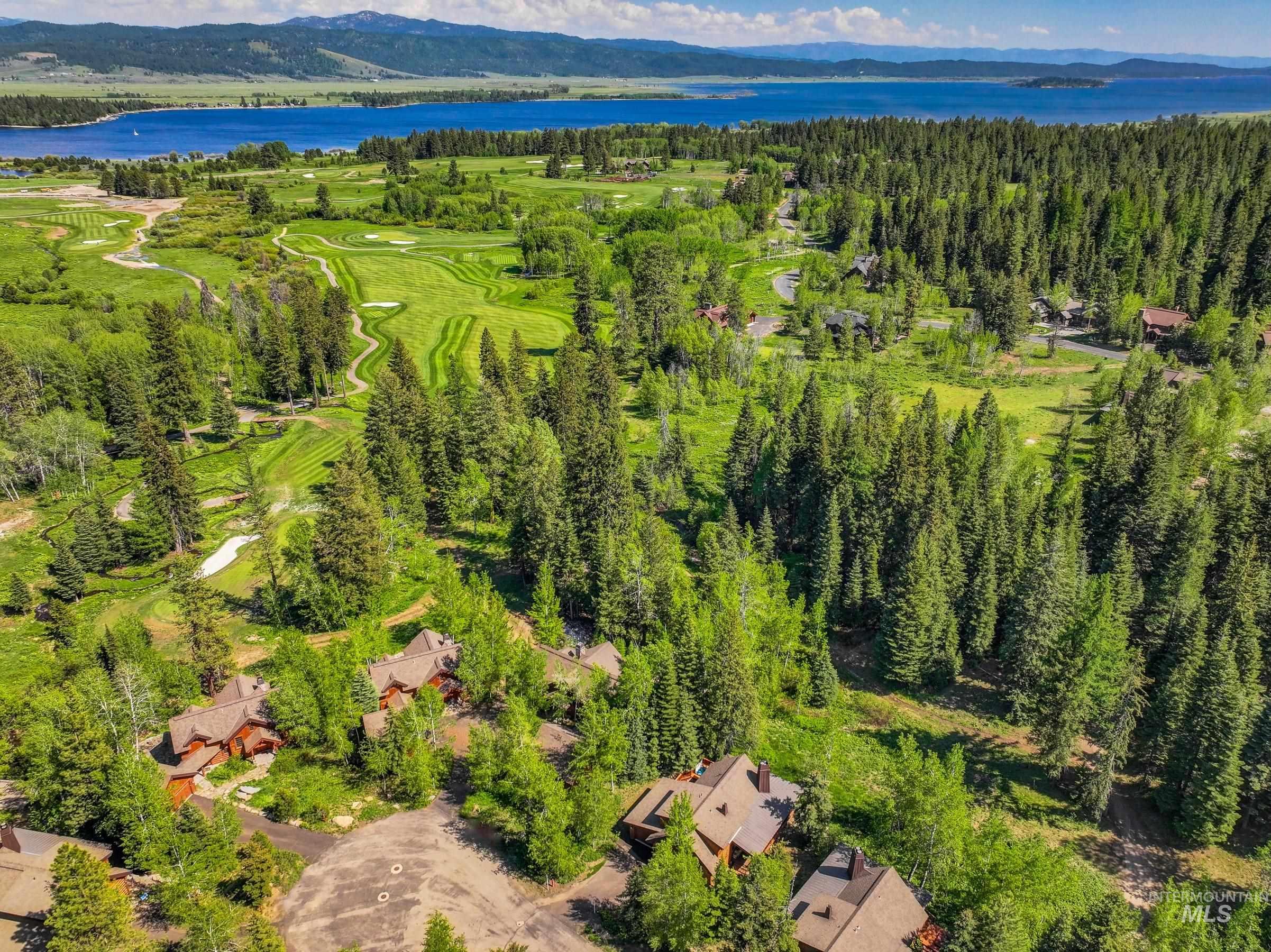 131 Twin Creeks Court, Donnelly, Idaho 83615, 3 Bedrooms, 3 Bathrooms, Residential For Sale, Price $1,695,000, 98949593