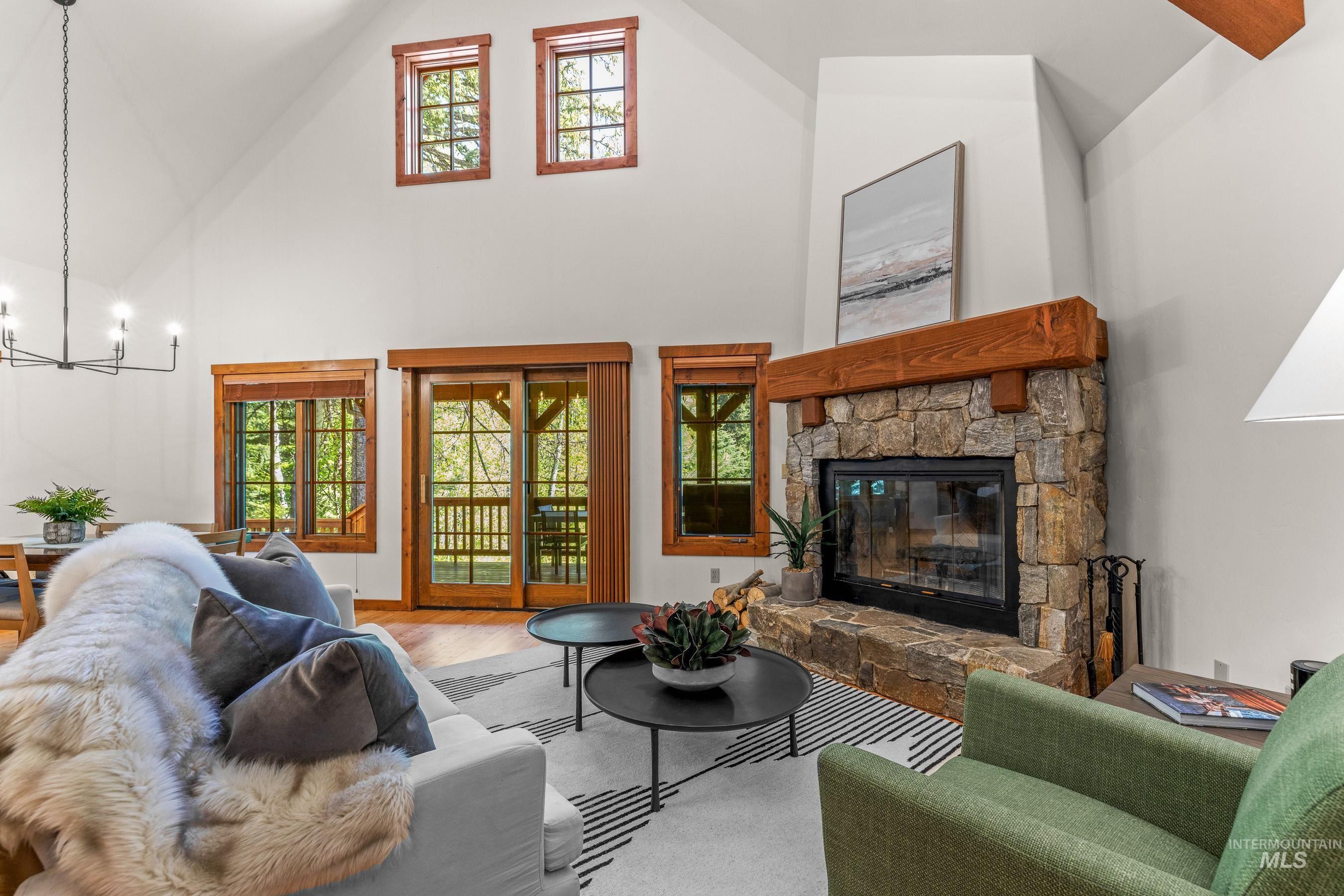 131 Twin Creeks Court, Donnelly, Idaho 83615, 3 Bedrooms, 3 Bathrooms, Residential For Sale, Price $1,695,000, 98949593