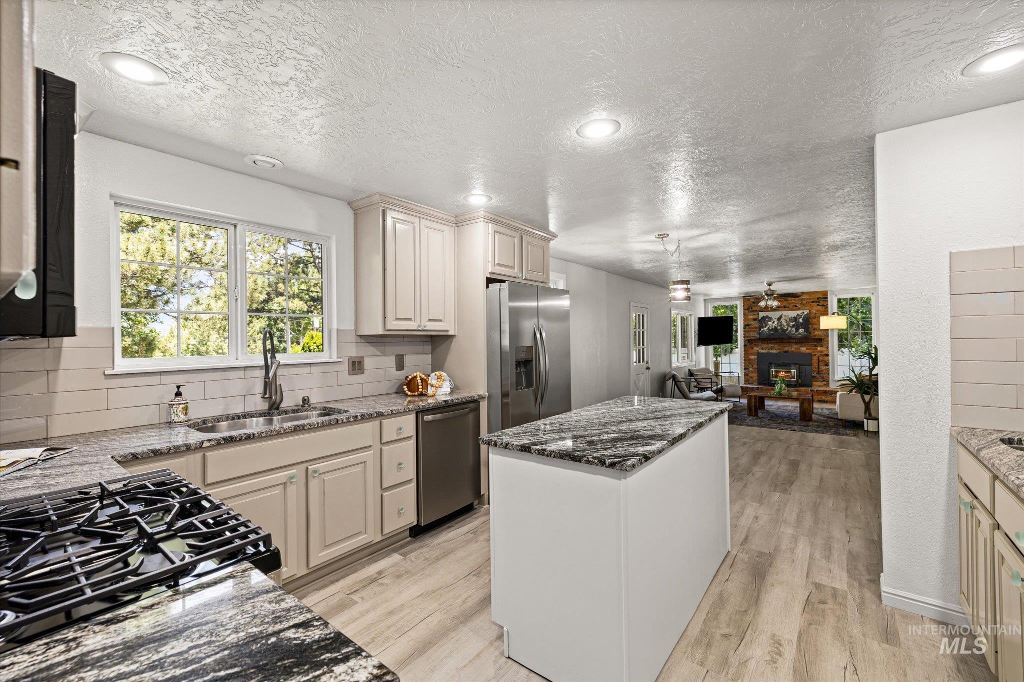 15094 Daniel St, Caldwell, Idaho 83607, 4 Bedrooms, 4 Bathrooms, Residential For Sale, Price $599,999, 98949598