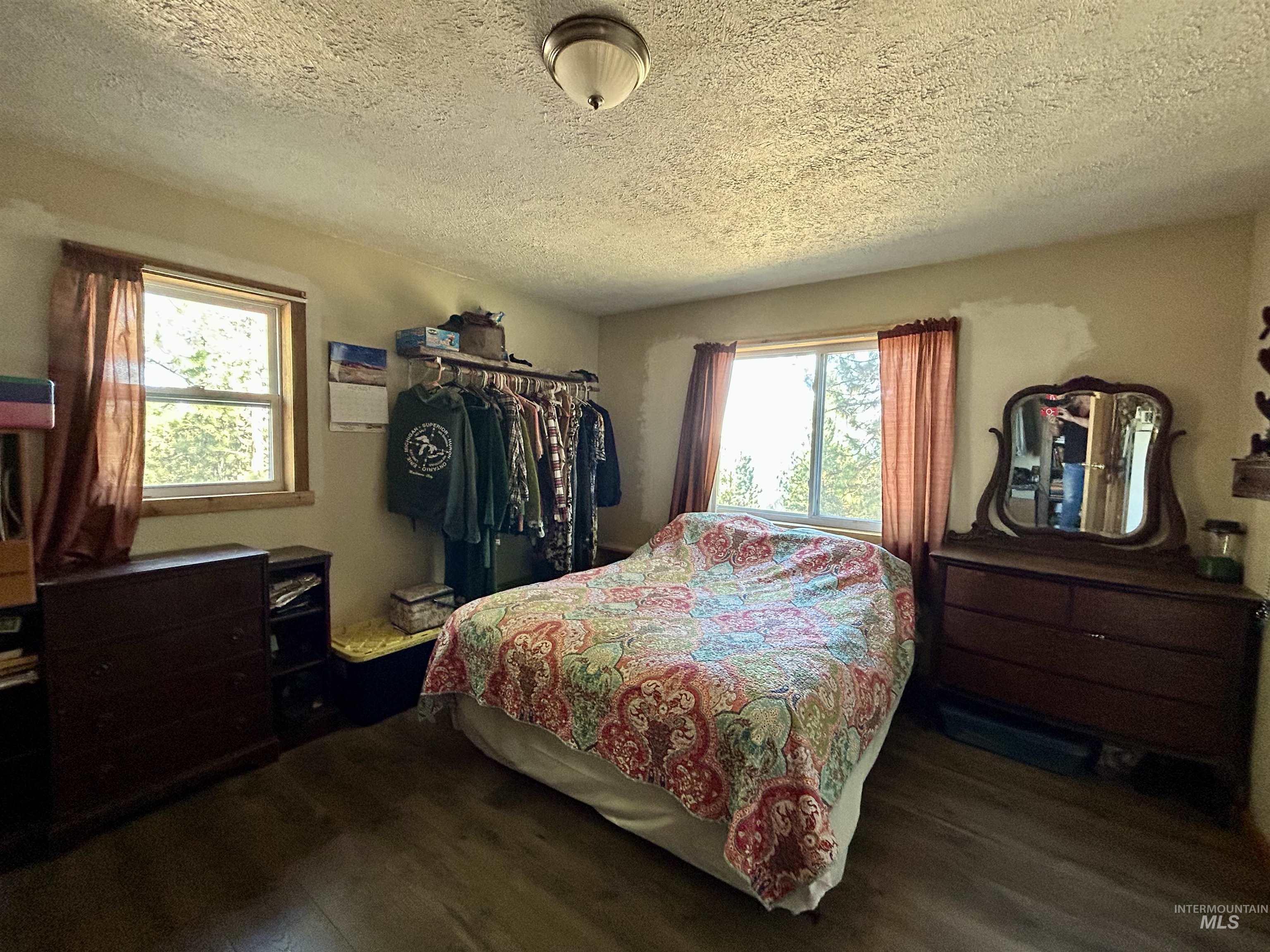 1510 Summitview Dr, Orofino, Idaho 83544, 2 Bedrooms, 1 Bathroom, Residential For Sale, Price $259,900, 98949614