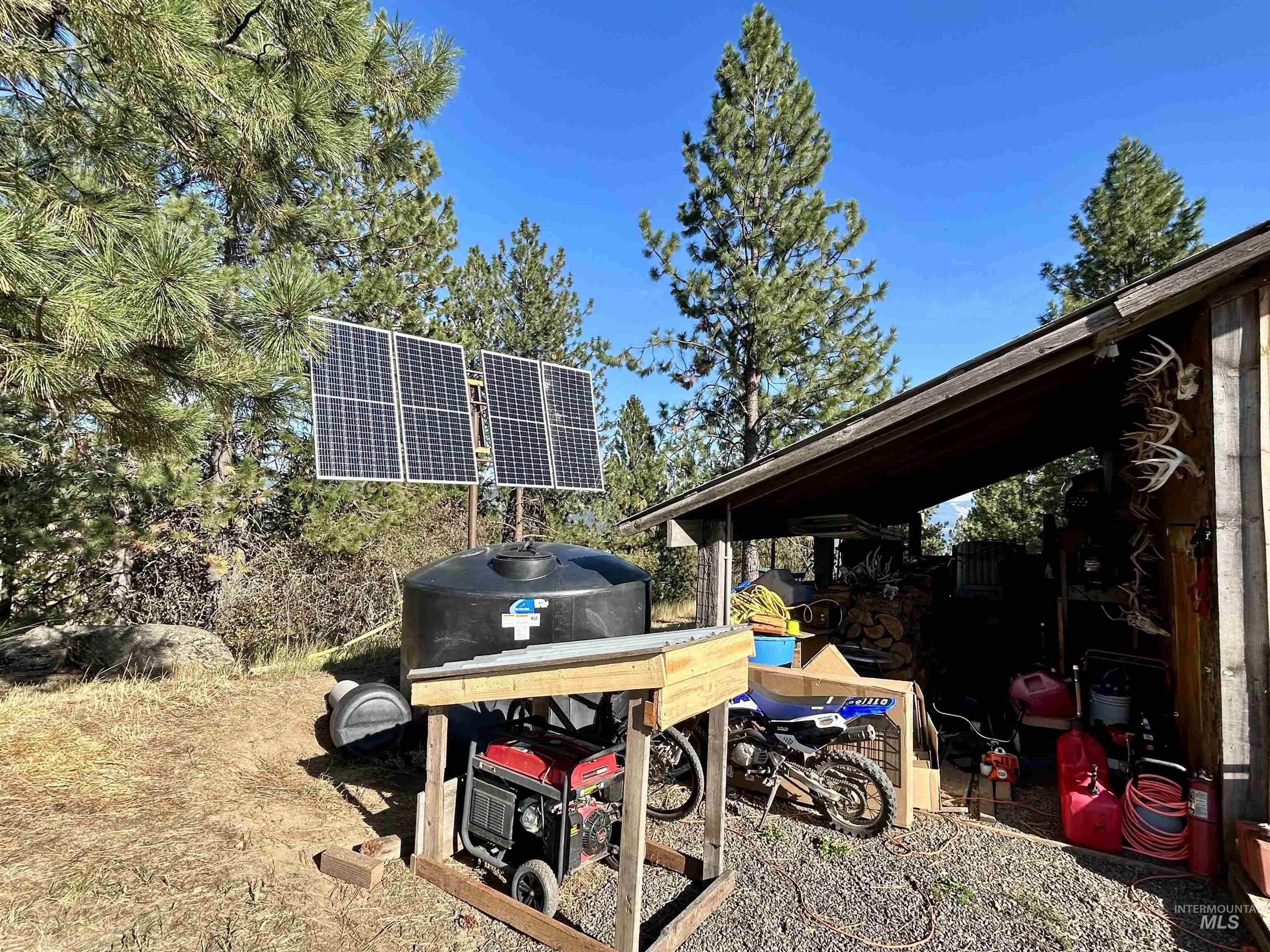 1510 Summitview Dr, Orofino, Idaho 83544, 2 Bedrooms, 1 Bathroom, Residential For Sale, Price $259,900, 98949614