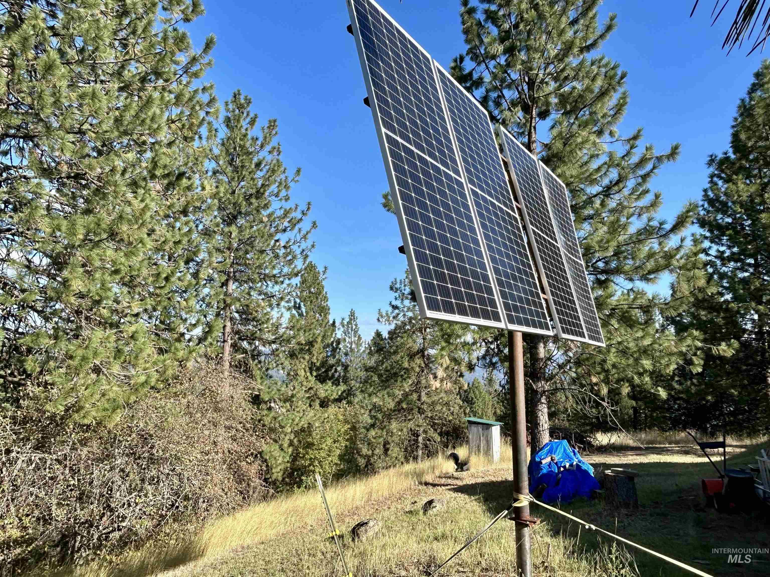 1510 Summitview Dr, Orofino, Idaho 83544, 2 Bedrooms, 1 Bathroom, Residential For Sale, Price $259,900, 98949614