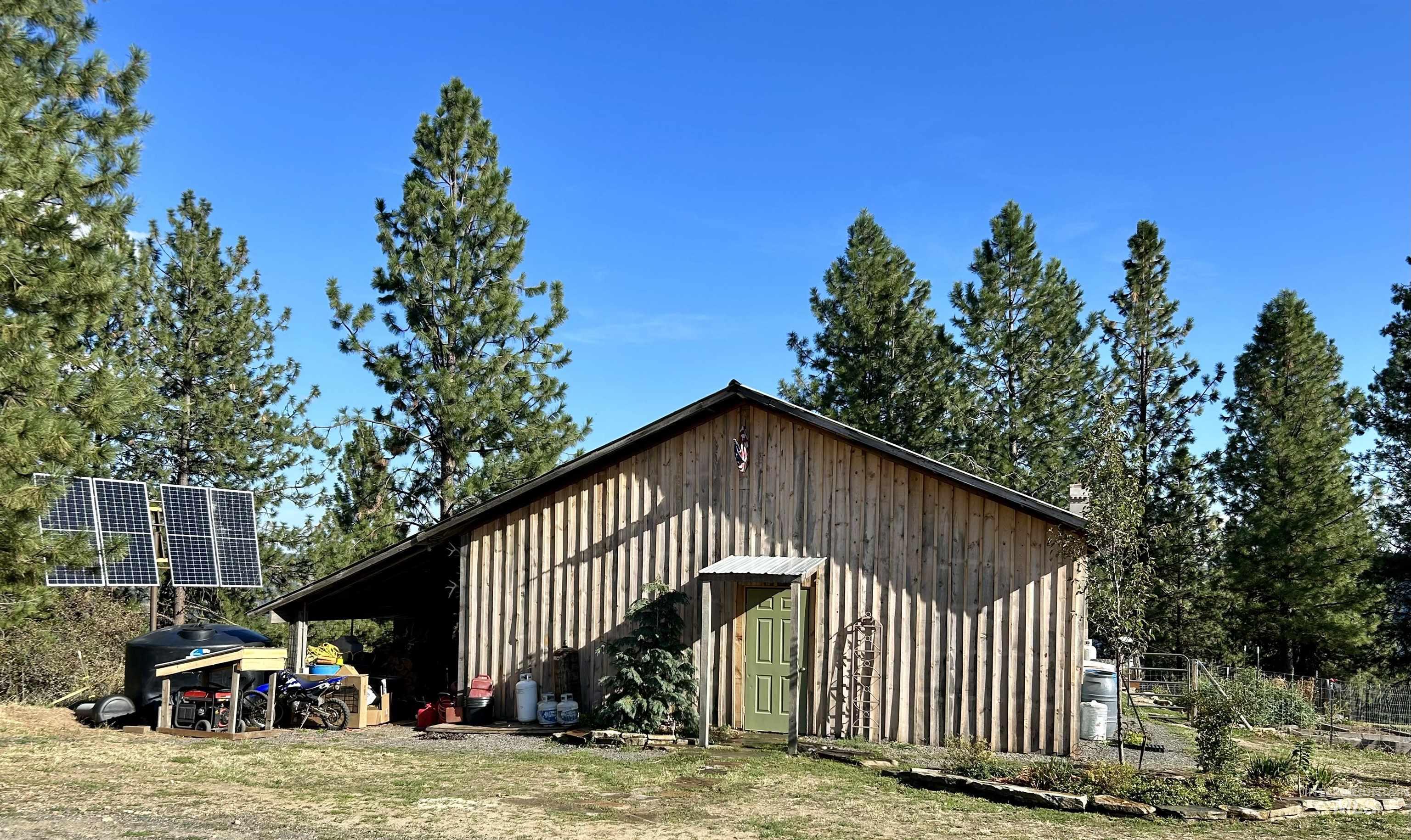 1510 Summitview Dr, Orofino, Idaho 83544, 2 Bedrooms, 1 Bathroom, Residential For Sale, Price $259,900, 98949614