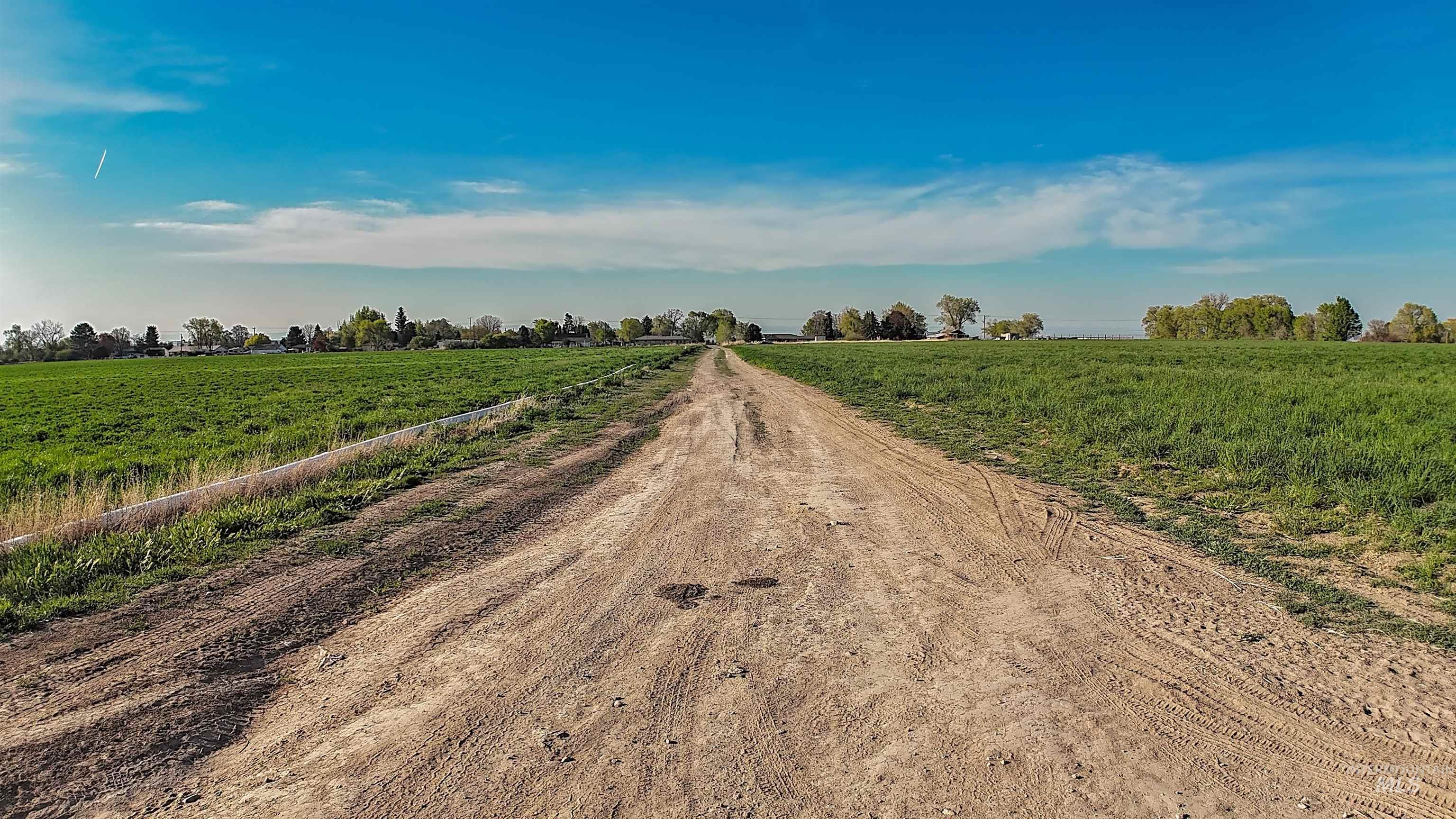 20305 highway 30, Buhl, Idaho 83316, Land For Sale, Price $6,900,000, 98949632