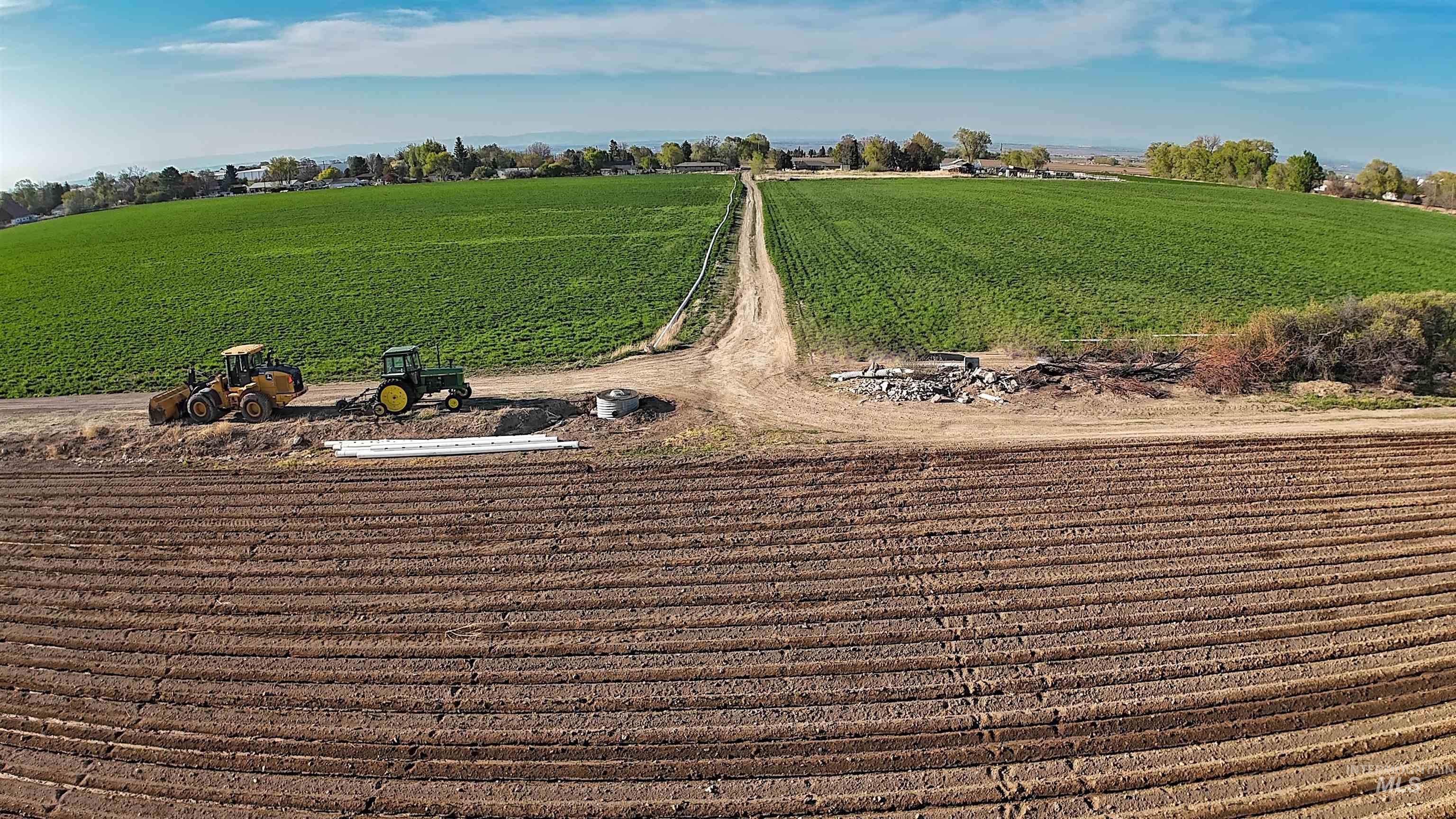 20305 highway 30, Buhl, Idaho 83316, Land For Sale, Price $6,900,000, 98949632