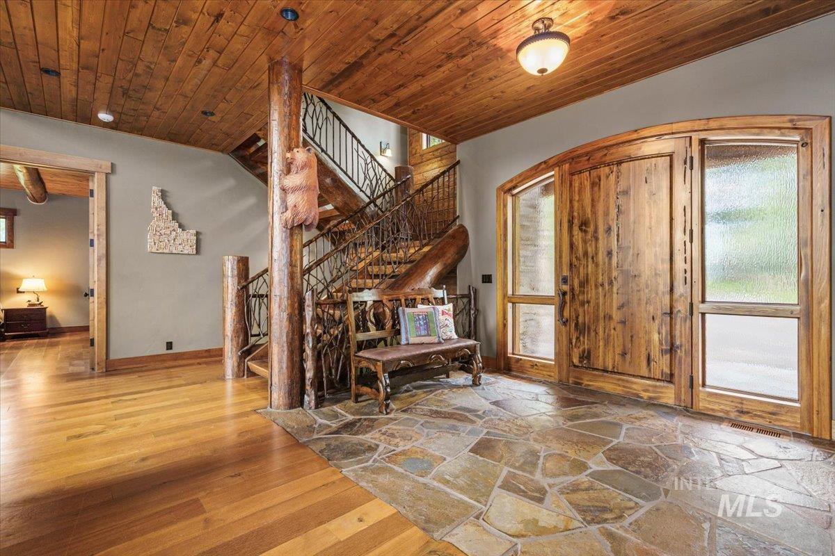 370 Blackhawk Lake Drive, McCall, Idaho 83638, 4 Bedrooms, 4.5 Bathrooms, Residential For Sale, Price $2,850,000, 98949694