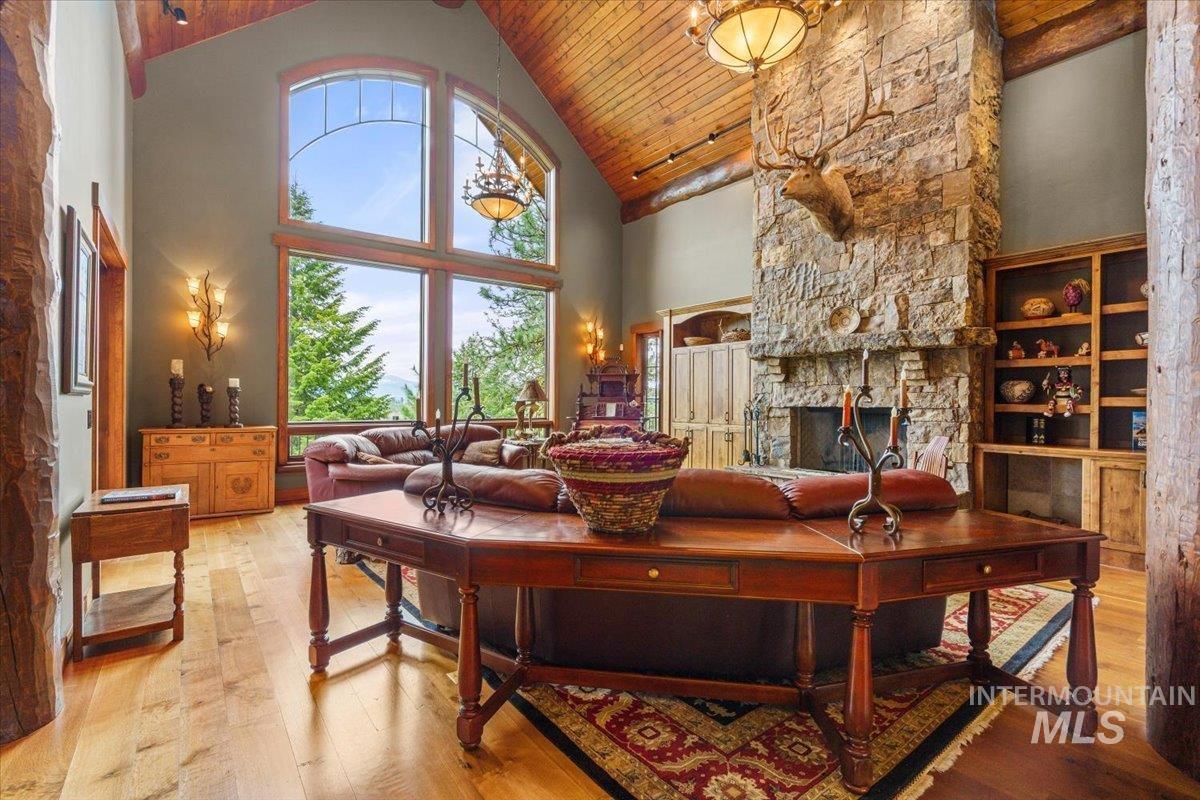 370 Blackhawk Lake Drive, McCall, Idaho 83638, 4 Bedrooms, 4.5 Bathrooms, Residential For Sale, Price $2,850,000, 98949694