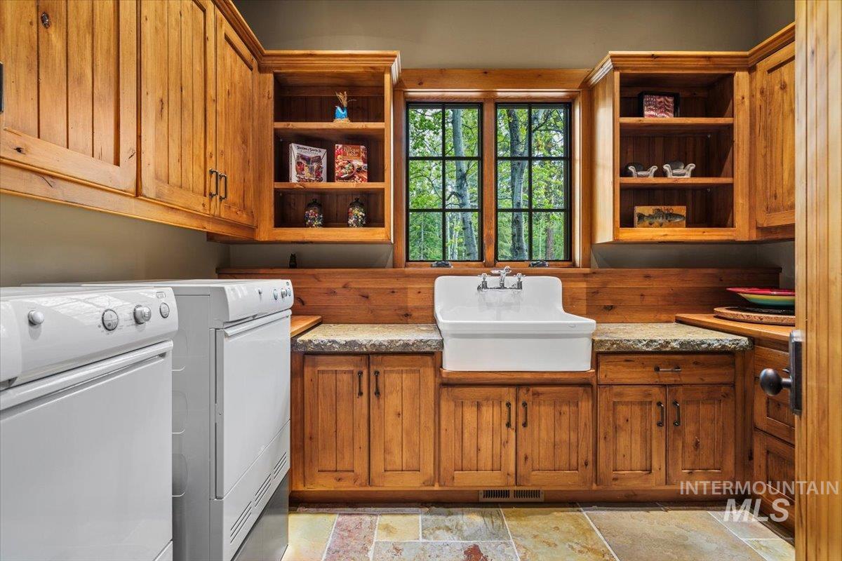 370 Blackhawk Lake Drive, McCall, Idaho 83638, 4 Bedrooms, 4.5 Bathrooms, Residential For Sale, Price $2,850,000, 98949694