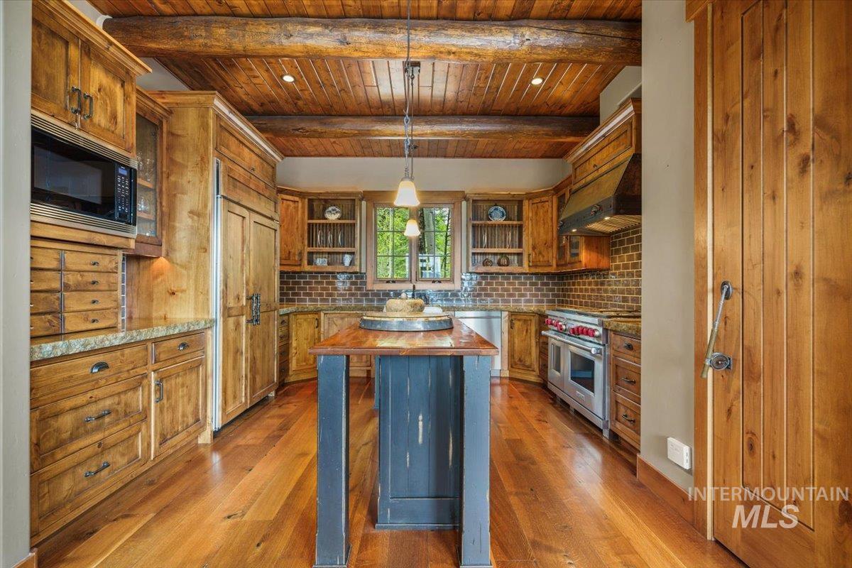 370 Blackhawk Lake Drive, McCall, Idaho 83638, 4 Bedrooms, 4.5 Bathrooms, Residential For Sale, Price $2,850,000, 98949694