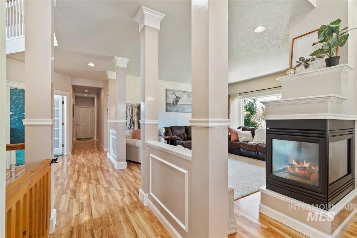 408 Hill RD S, Melba, Idaho 83641, 5 Bedrooms, 3.5 Bathrooms, Residential For Sale, Price $959,900, 98949700