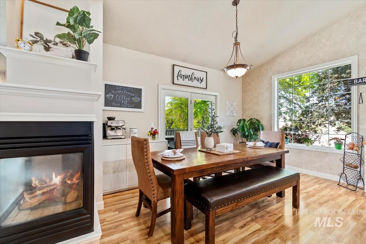 408 Hill RD S, Melba, Idaho 83641, 5 Bedrooms, 3.5 Bathrooms, Residential For Sale, Price $959,900, 98949700