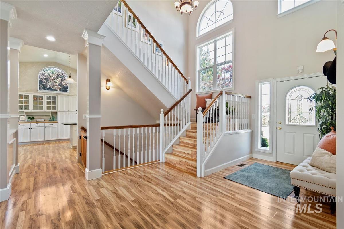 408 Hill RD S, Melba, Idaho 83641, 5 Bedrooms, 3.5 Bathrooms, Residential For Sale, Price $959,900, 98949700