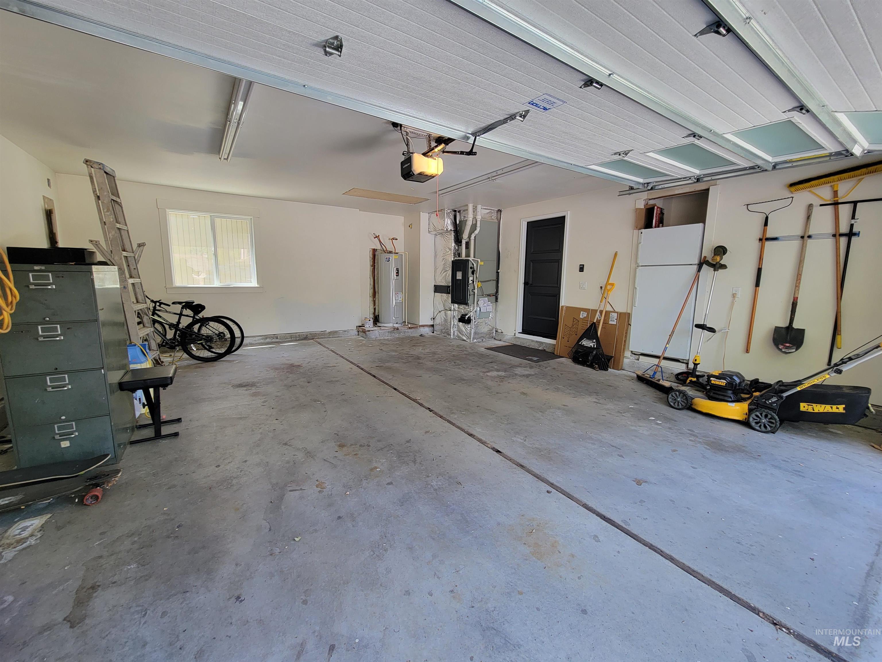 809 E Pennsylvania Dr, Boise, Idaho 83706, 4 Bedrooms, 3.5 Bathrooms, Residential For Sale, Price $949,900, 98949716