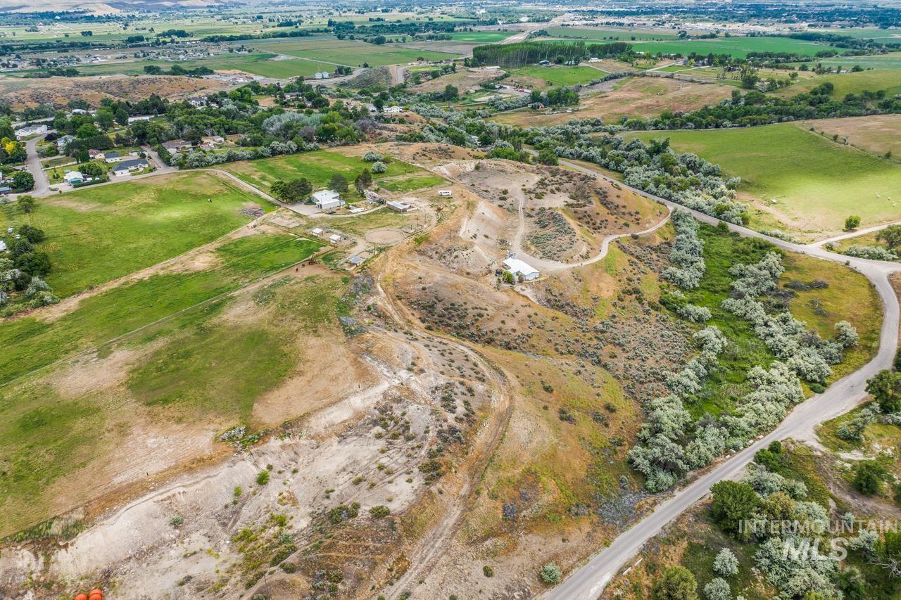 510 Ontario Heights Rd, Ontario, Oregon 97914, 3 Bedrooms, 2 Bathrooms, Residential For Sale, Price $350,000, 98949723