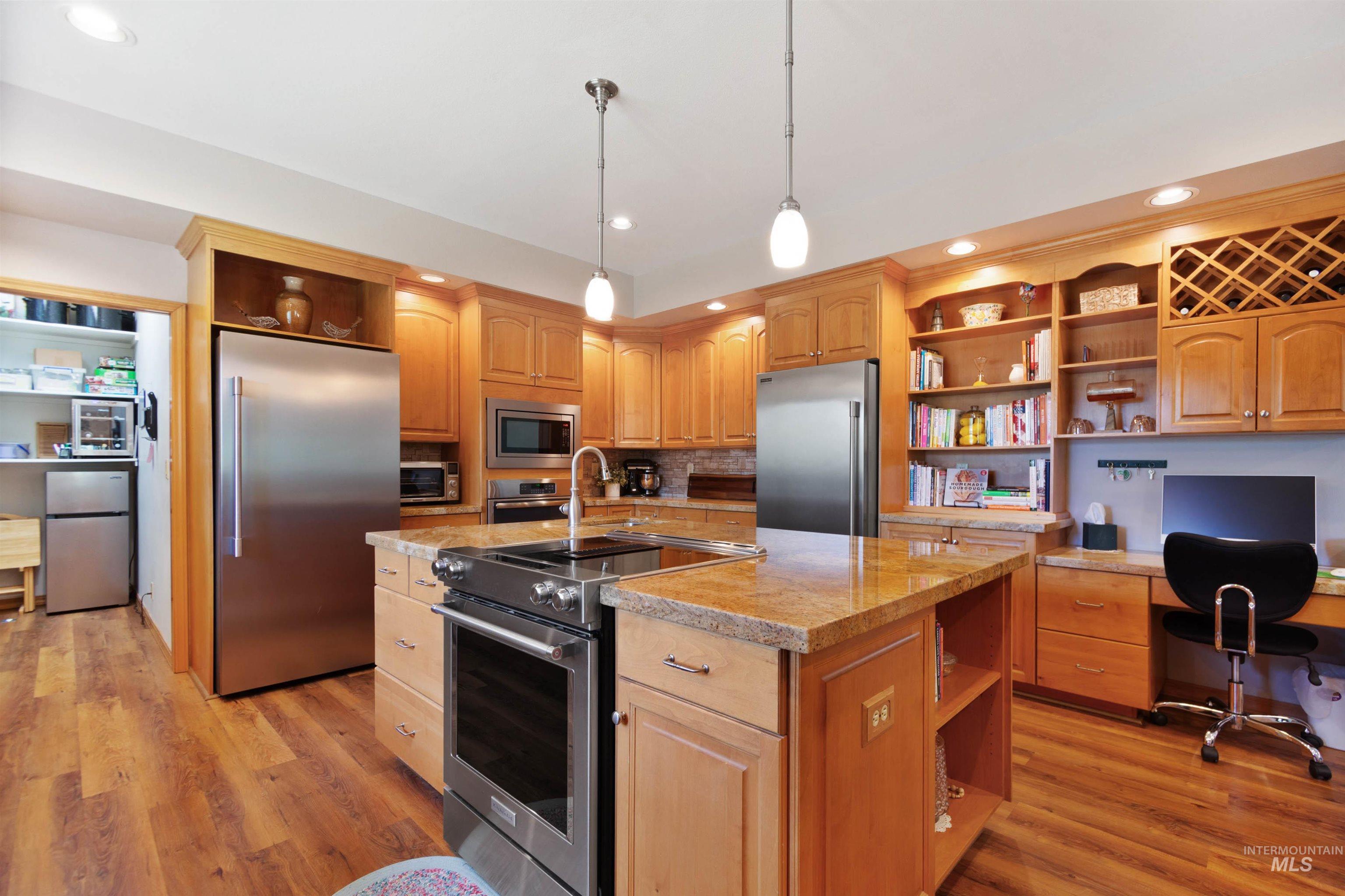 6 White Tail Run, Boise, Idaho 83716, 4 Bedrooms, 2 Bathrooms, Residential For Sale, Price $874,900, 98949795