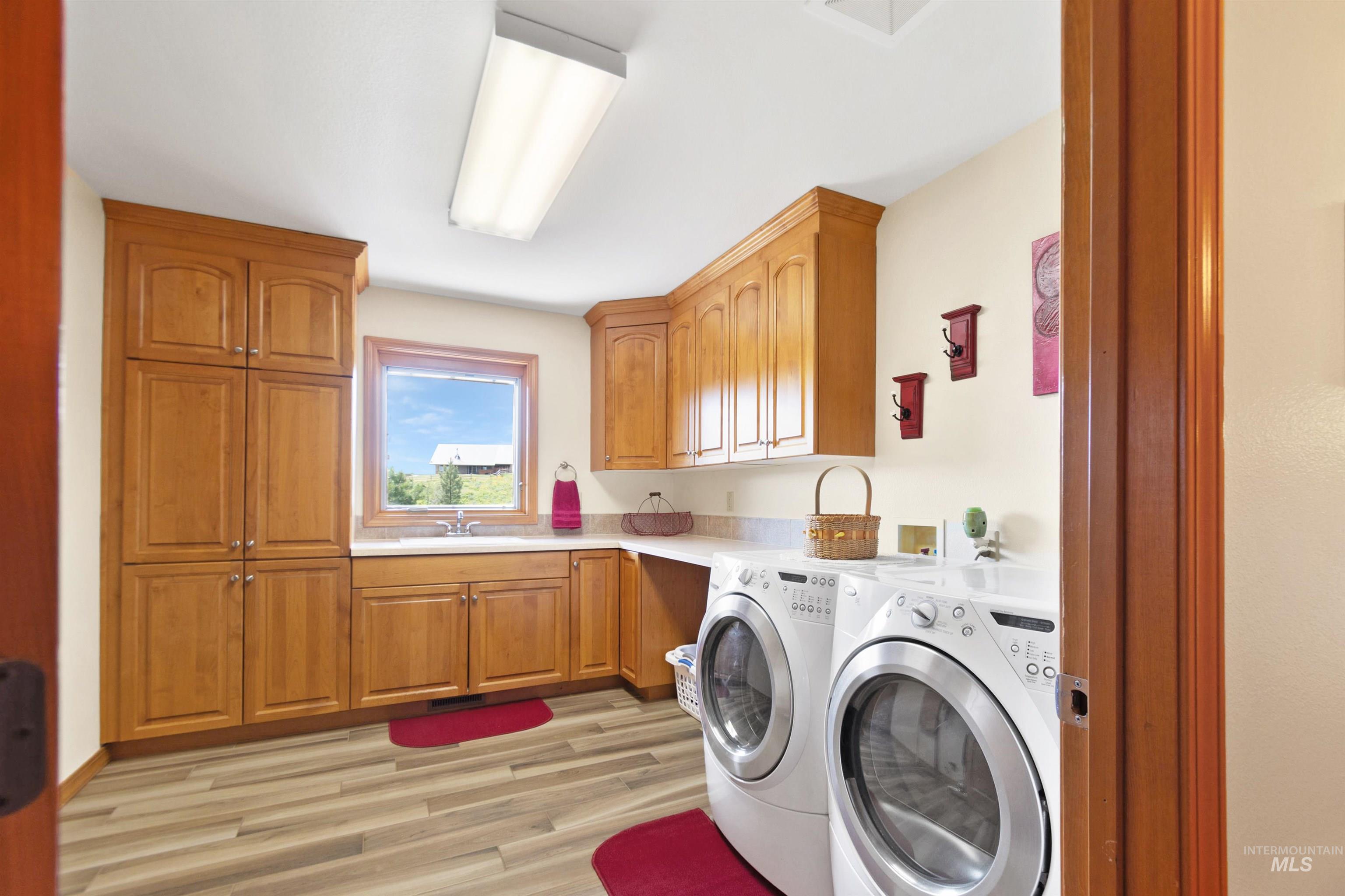 6 White Tail Run, Boise, Idaho 83716, 4 Bedrooms, 2 Bathrooms, Residential For Sale, Price $874,900, 98949795