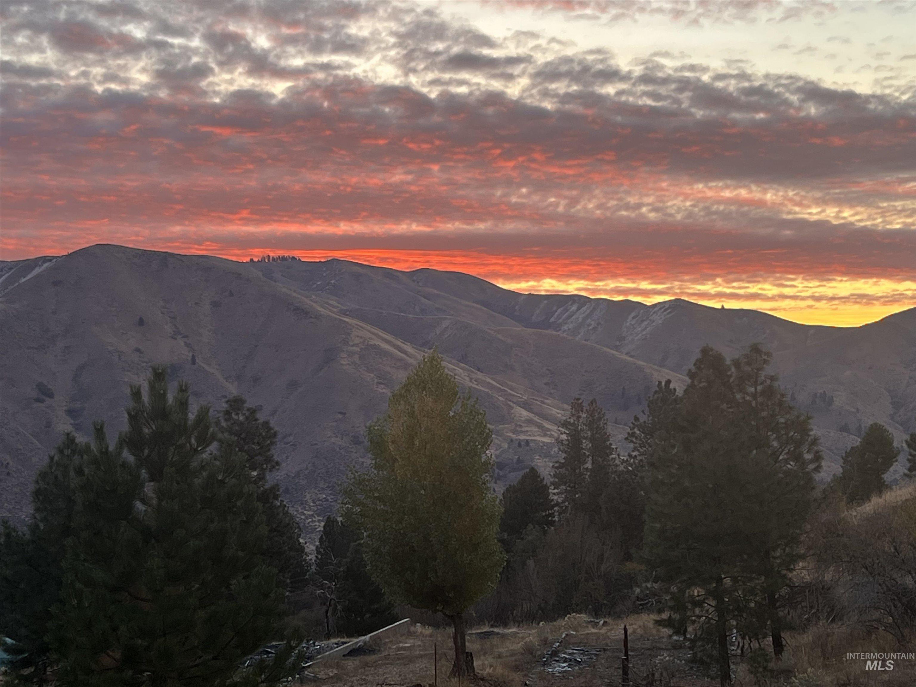 6 White Tail Run, Boise, Idaho 83716, 4 Bedrooms, 2 Bathrooms, Residential For Sale, Price $874,900, 98949795