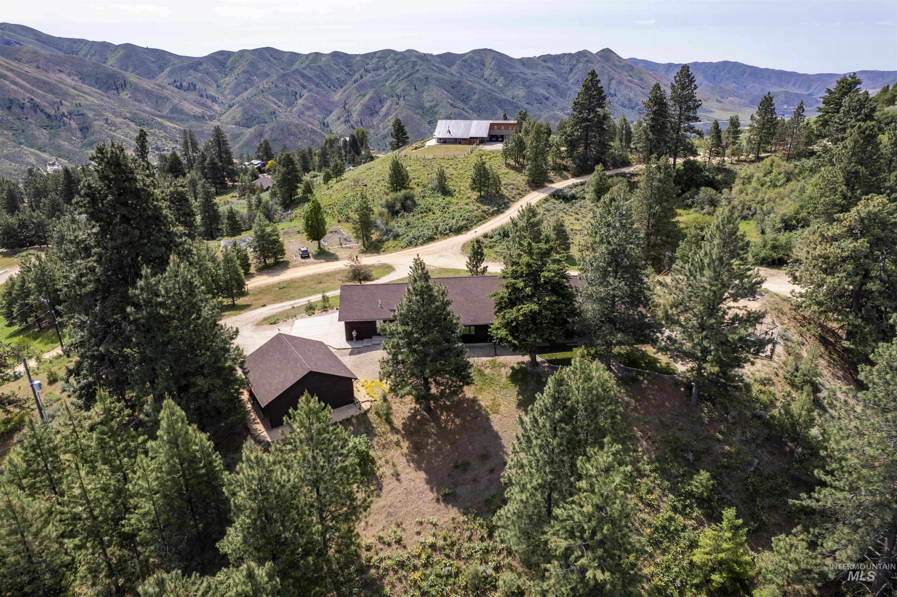 6 White Tail Run, Boise, Idaho 83716, 4 Bedrooms, 2 Bathrooms, Residential For Sale, Price $874,900, 98949795