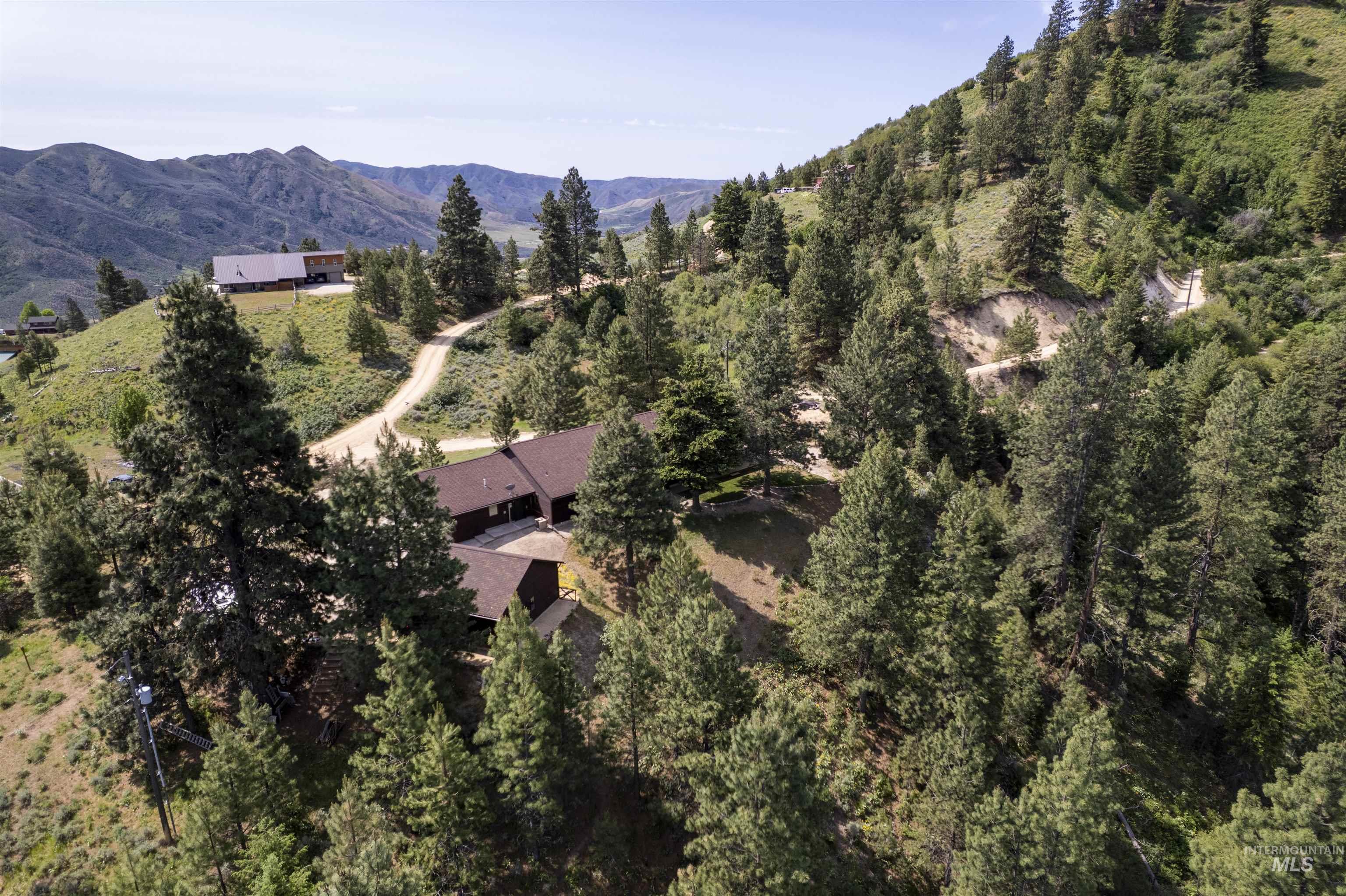 6 White Tail Run, Boise, Idaho 83716, 4 Bedrooms, 2 Bathrooms, Residential For Sale, Price $874,900, 98949795